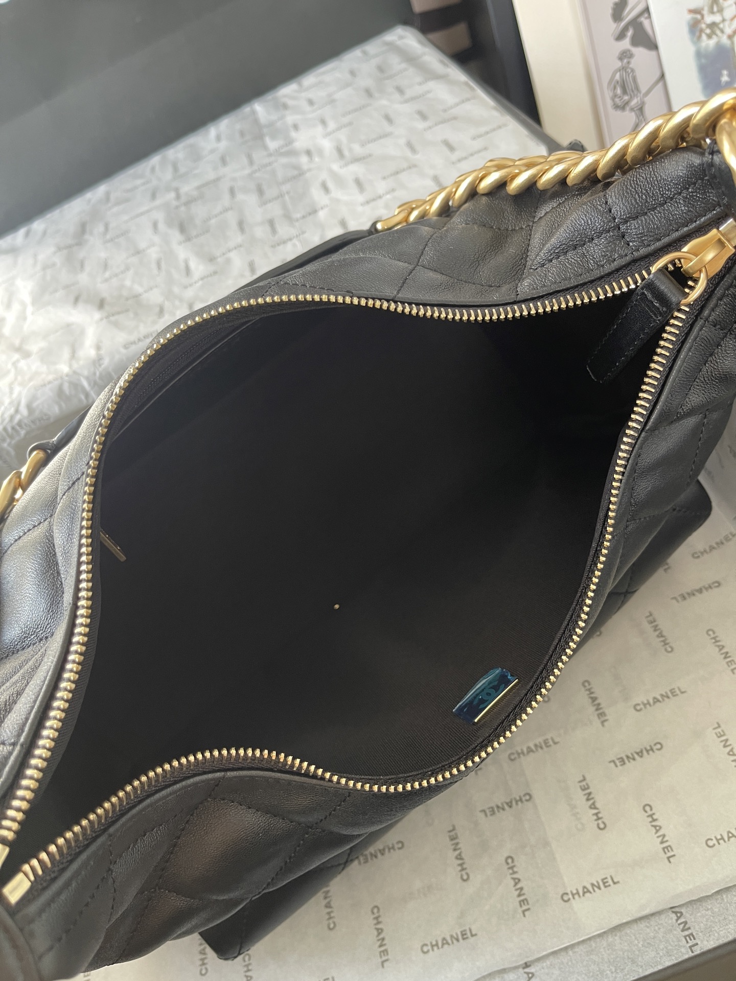 25C Multi-Pocket Hobo Bag in Black Quilted Lambskin with Gold-Tone Hardware - Mocuir