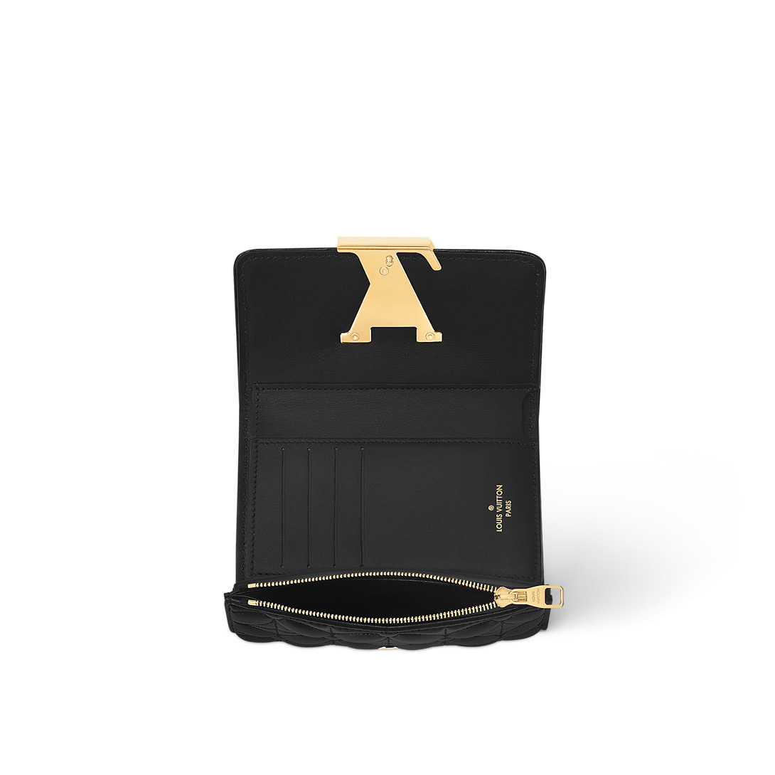 Capucines Compact Maxi Wallet M83666