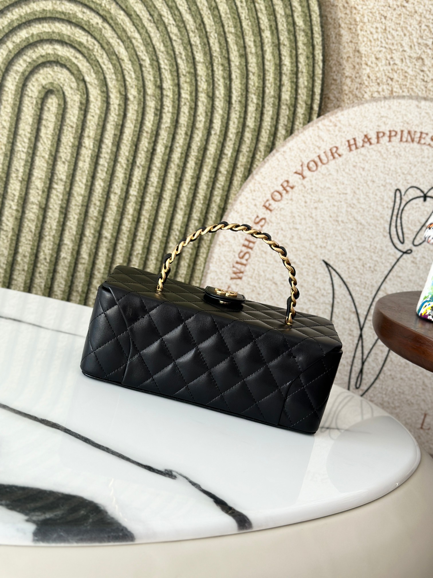 Black Lambskin Quilted Long Vanity Case with Chain Handle - Mocuir