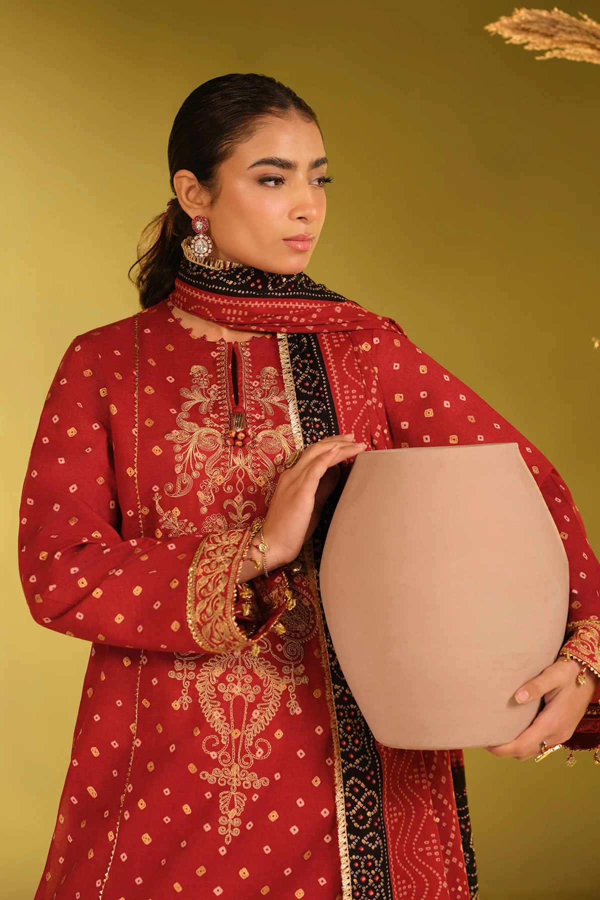 LAWN | EMBROIDERED