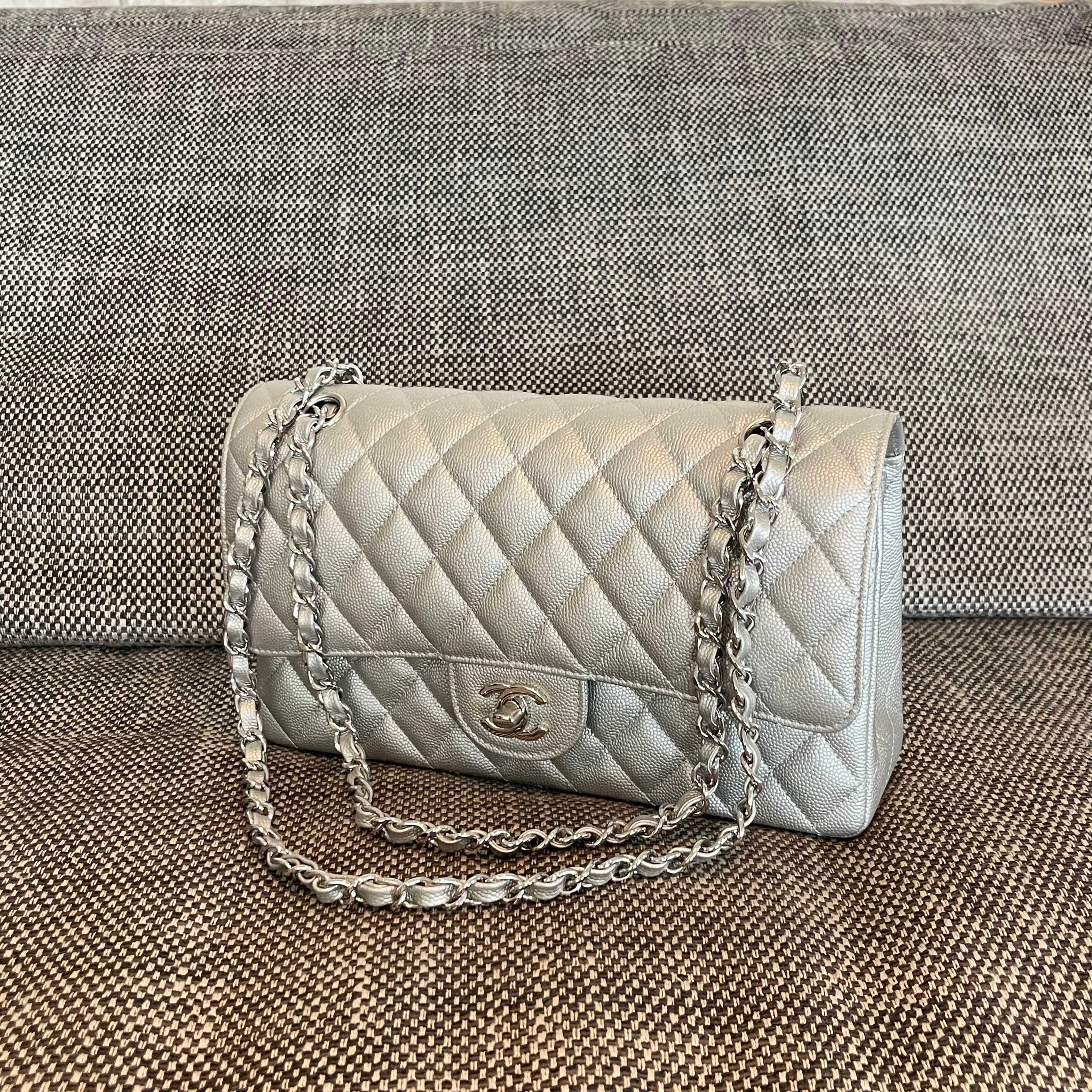 Classic Flap Bag（Caviar Leather） - Mocuir