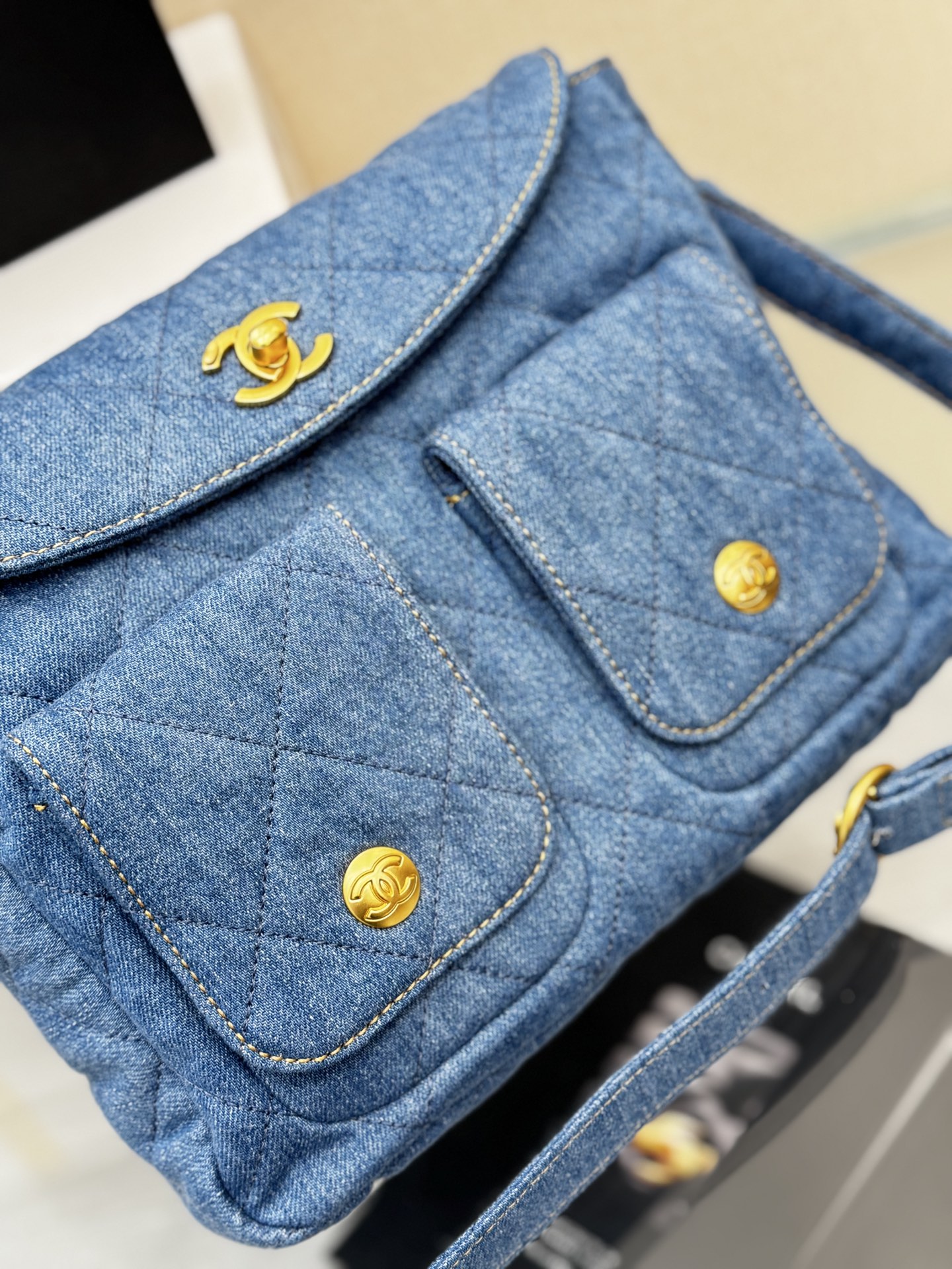 Denim Messenger Bag - Mocuir