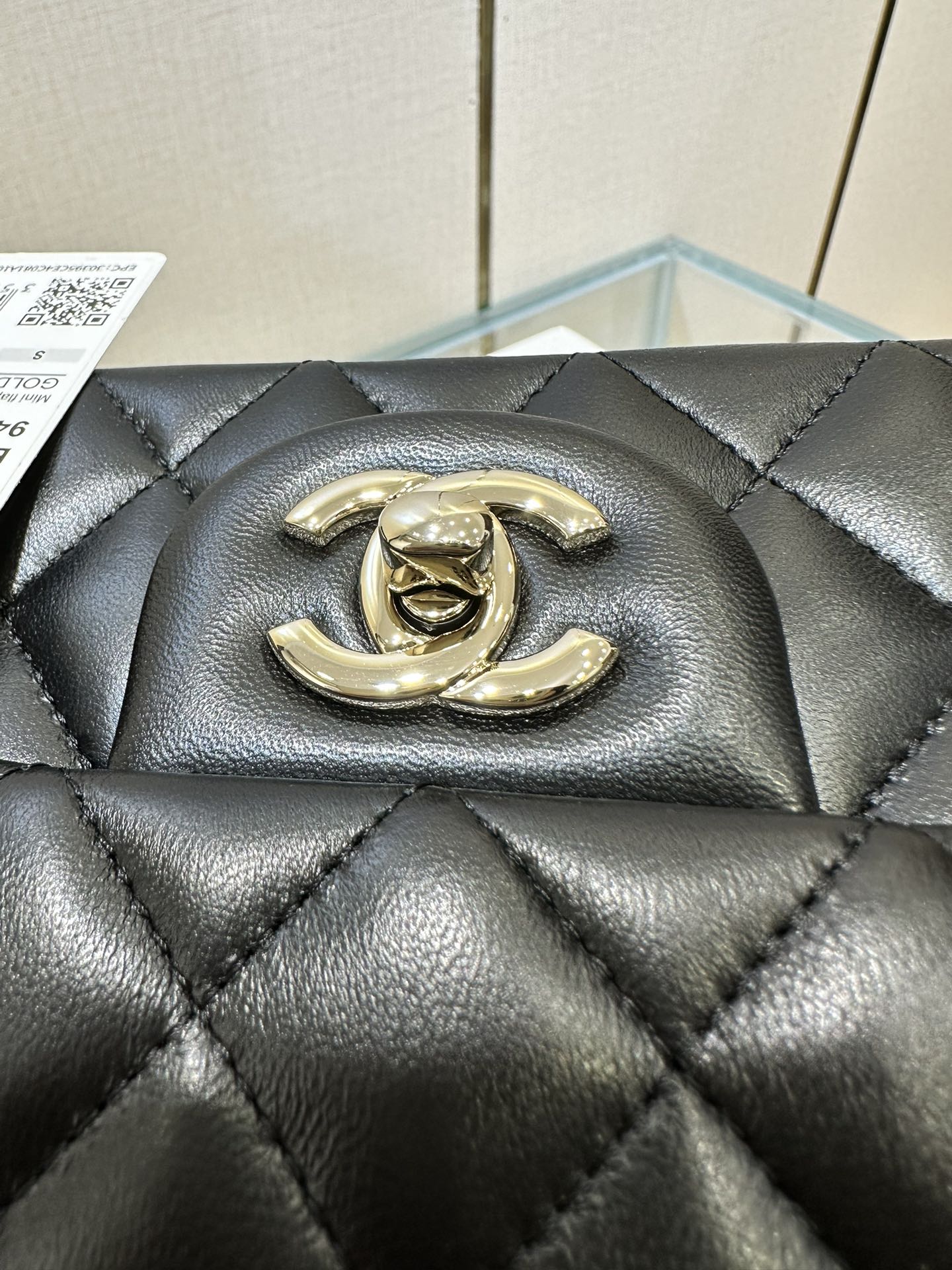 Mini Flap Bag with Top Handle（Black） - Mocuir