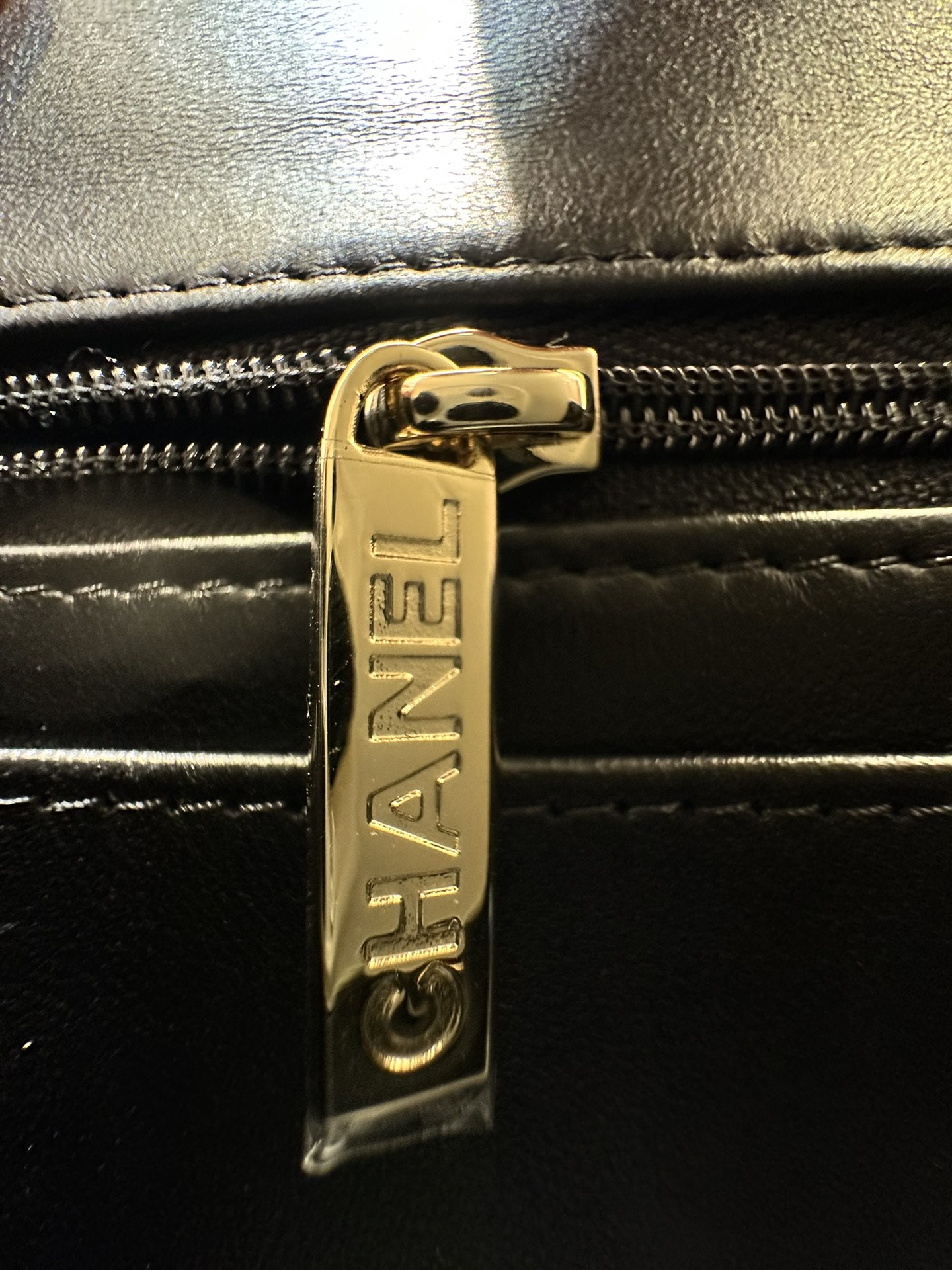 Mini Flap Bag with Top Handle（Black） - Mocuir