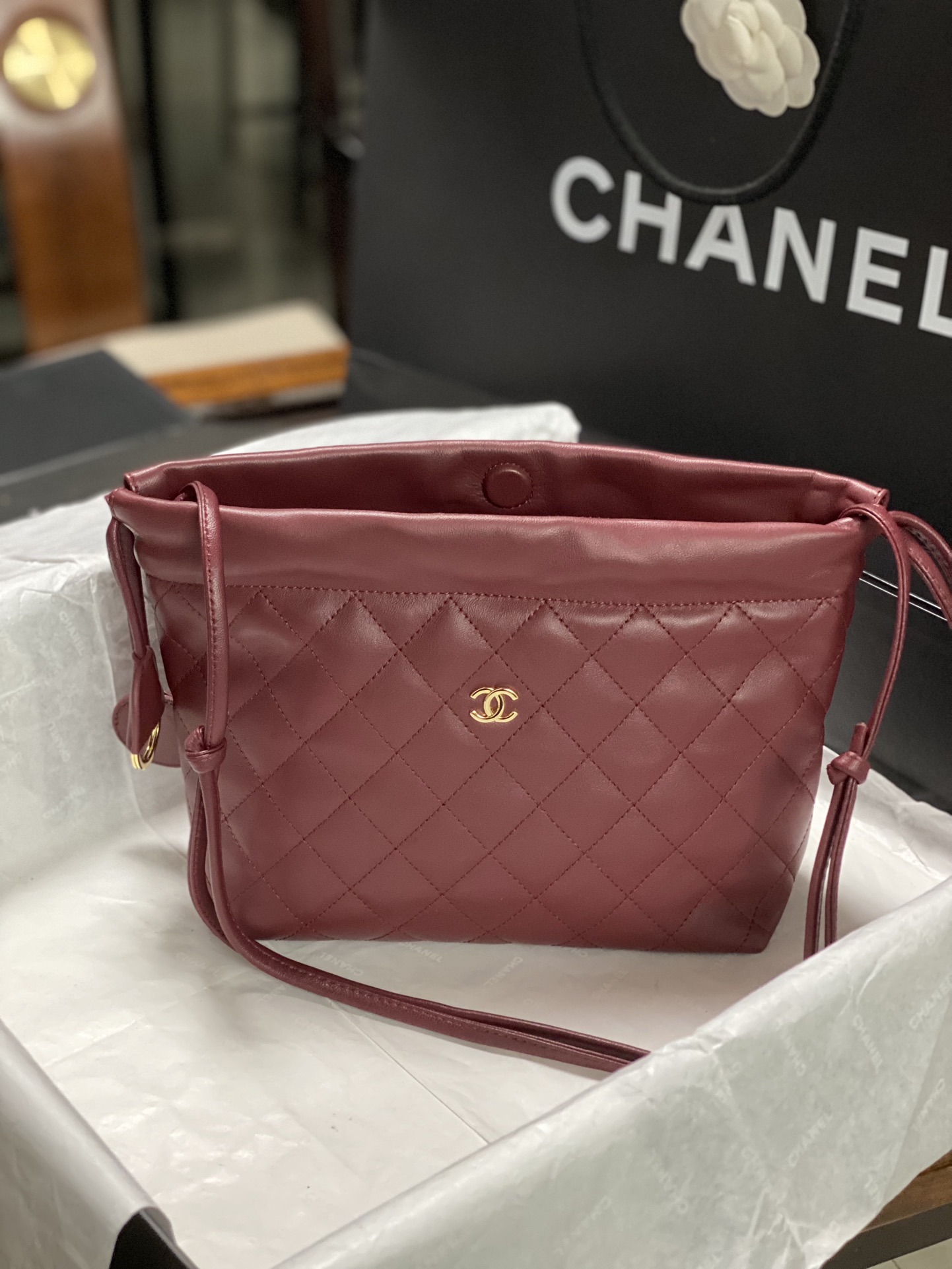26C Dusty Rose Quilted Lambskin Drawstring Bucket Bag with Gold Hardware - Mocuir