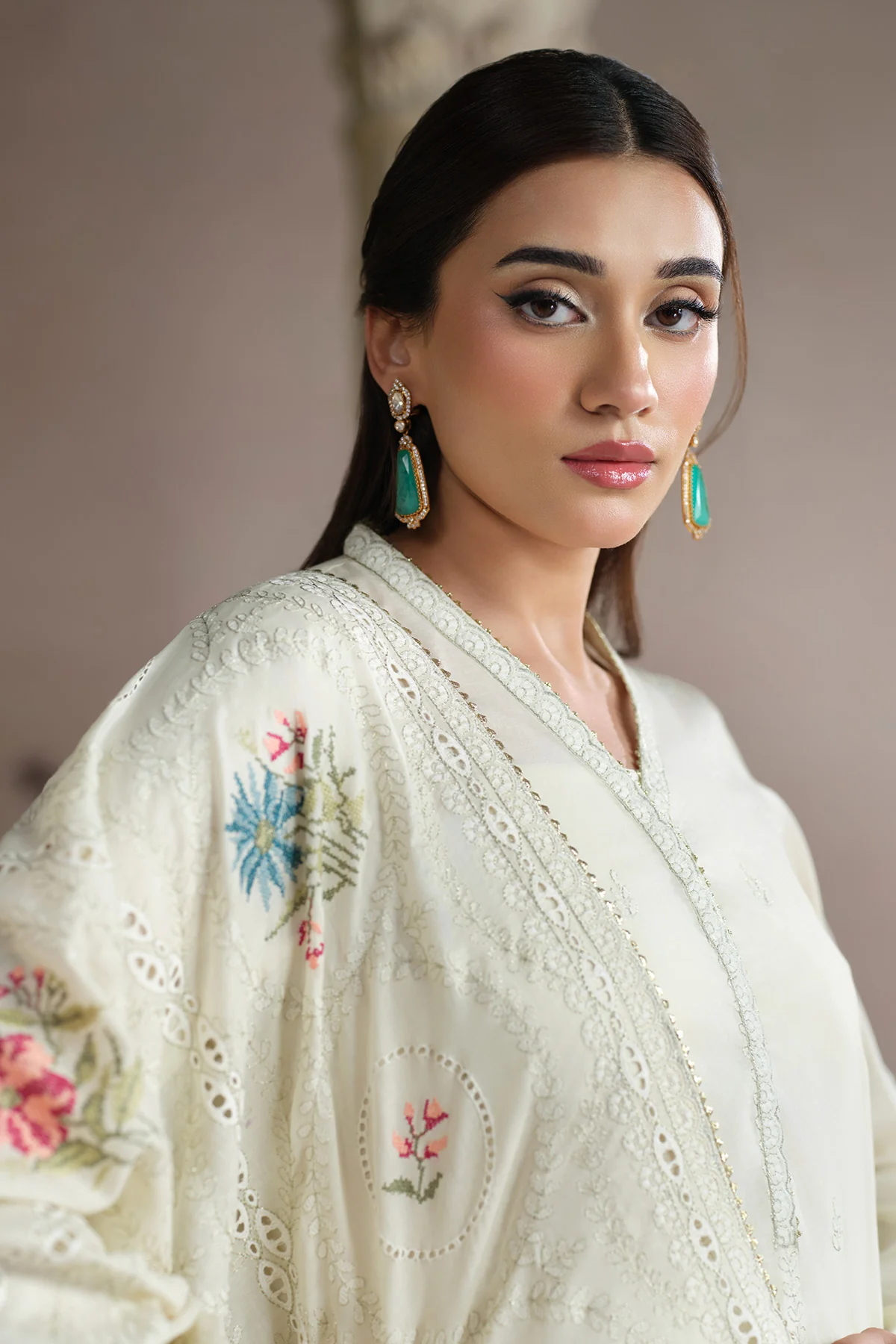 LAWN | EMBROIDERED