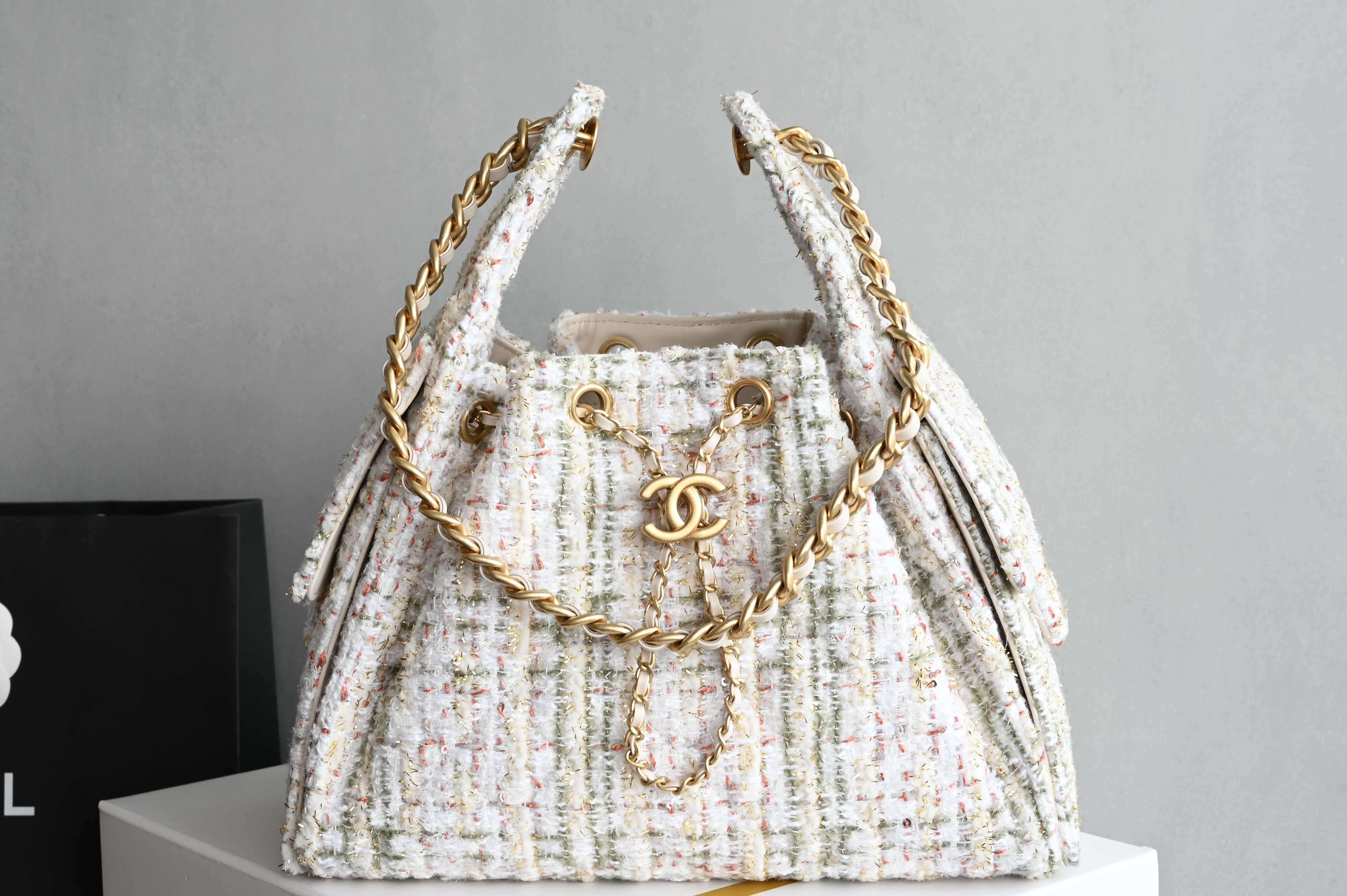 Chain Decor Hobo Bag（Light Multicolor Tweed） - Mocuir