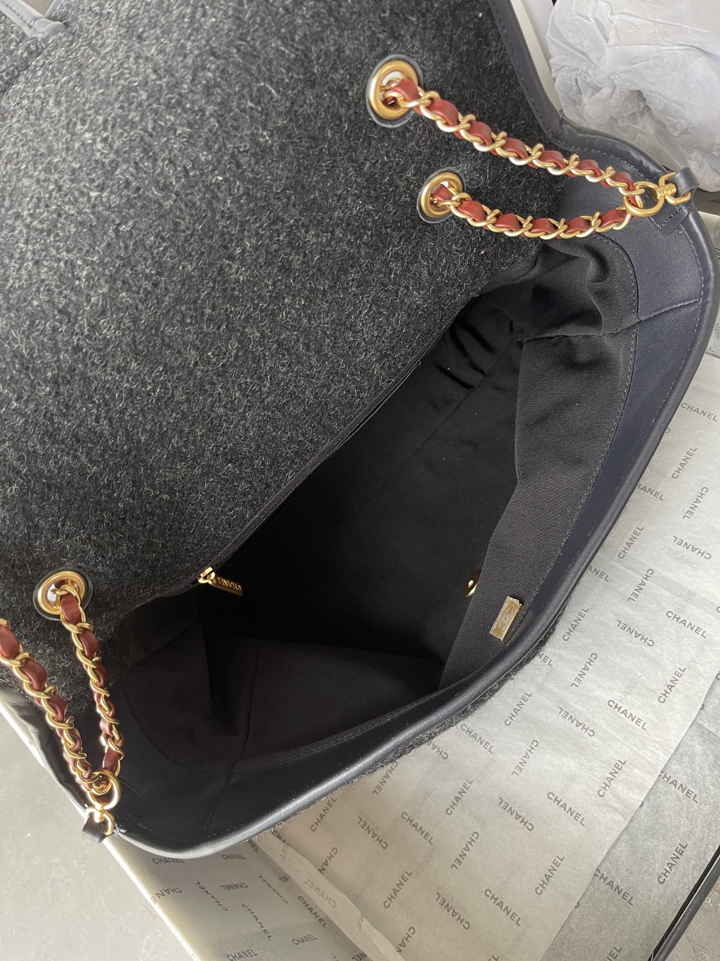 Classic Large Quilted Wool Flap Bag in Black with Gold-Tone Hardware - Mocuir