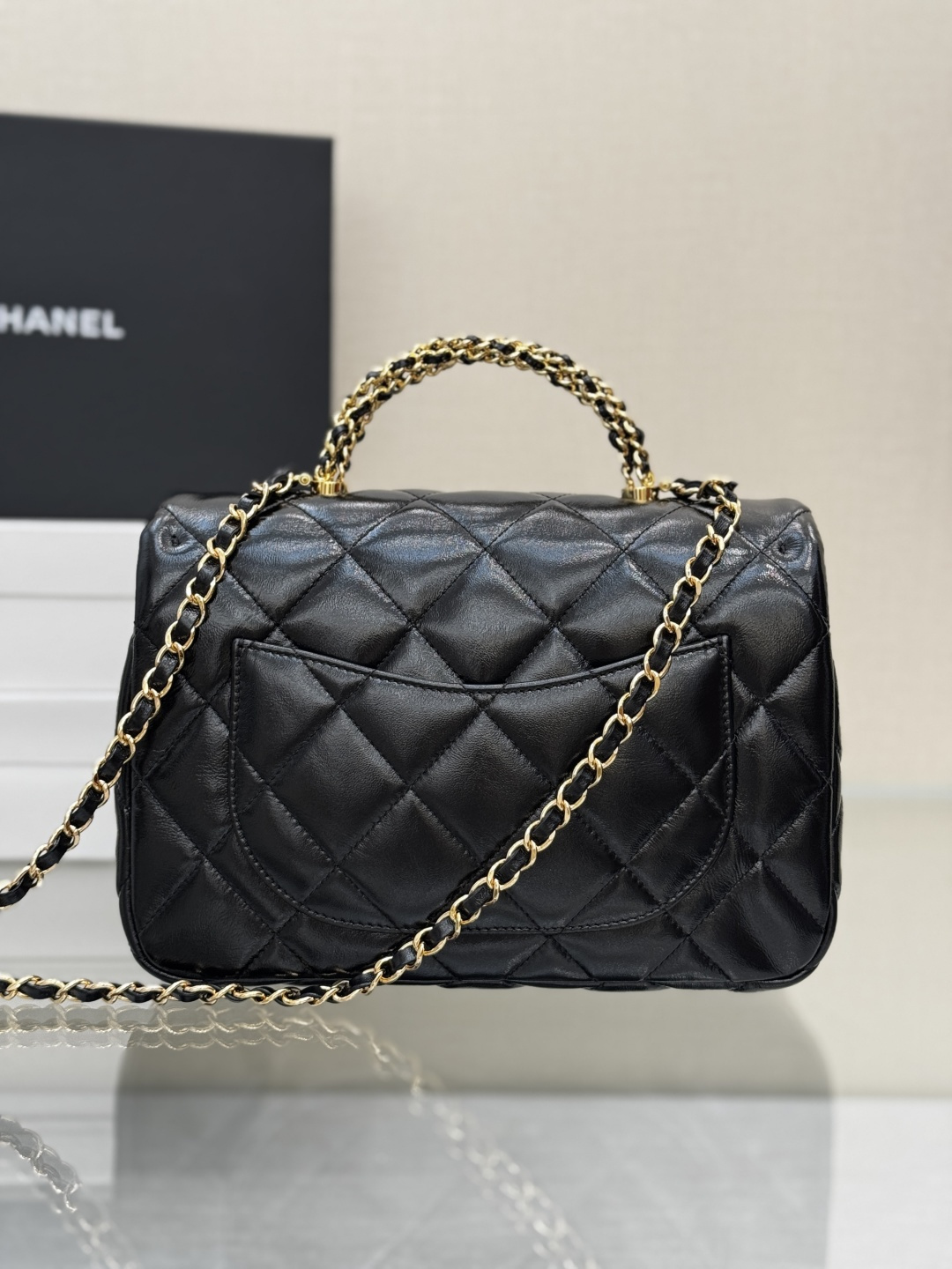 24B Classic Flap Large with Twist Handle in Black Waxed Lambskin with Gold-Tone Hardware (Model AS5166) - Mocuir