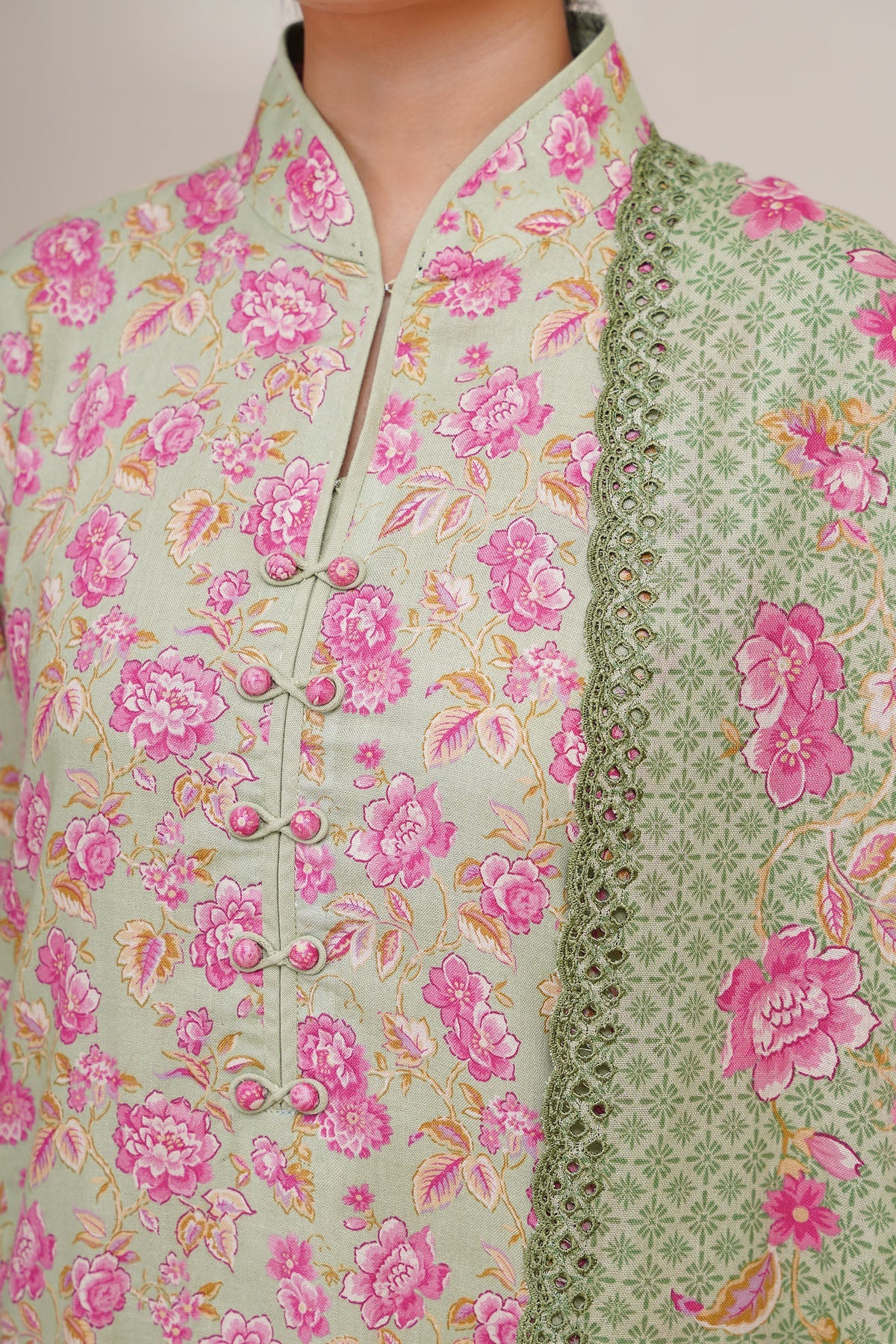 KHADDAR | EMBROIDERED