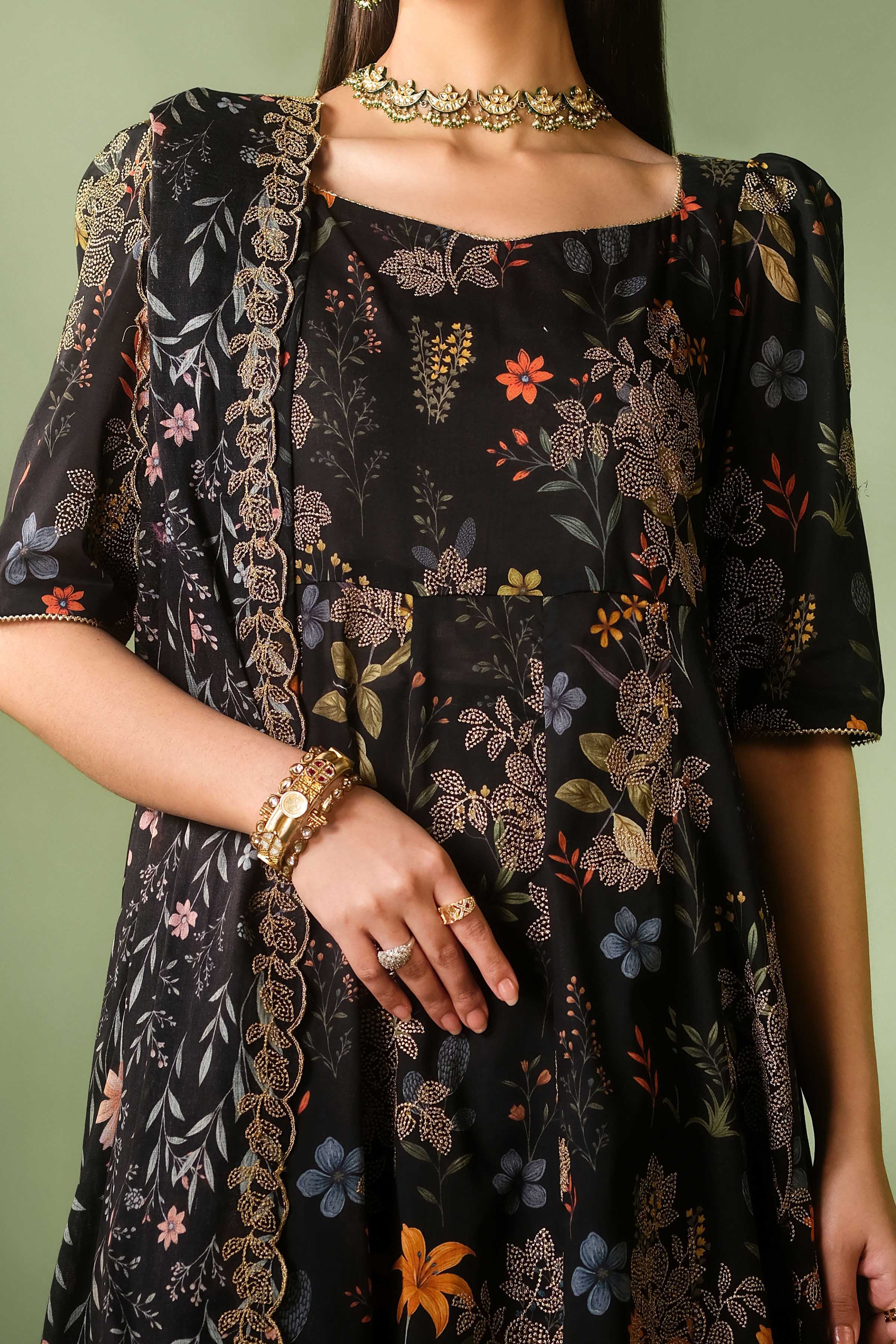 LAWN | EMBROIDERED