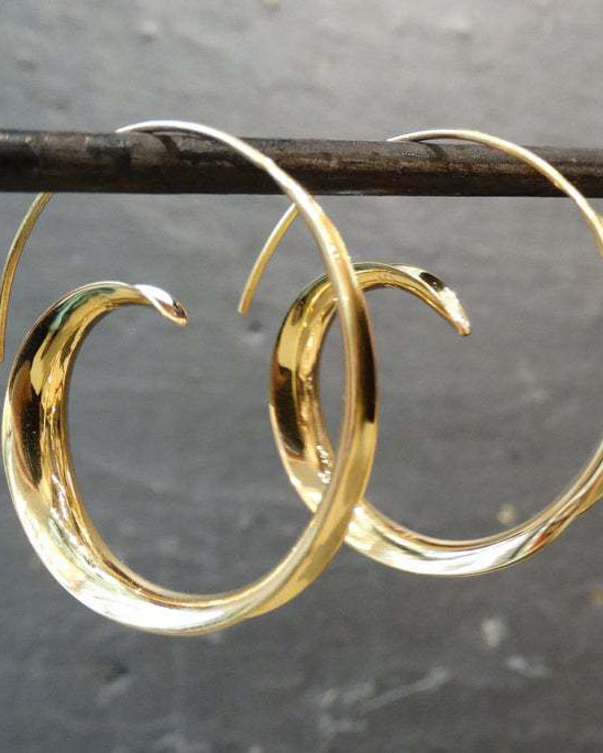 Women's Simple Retro Alloy Pop Earrings