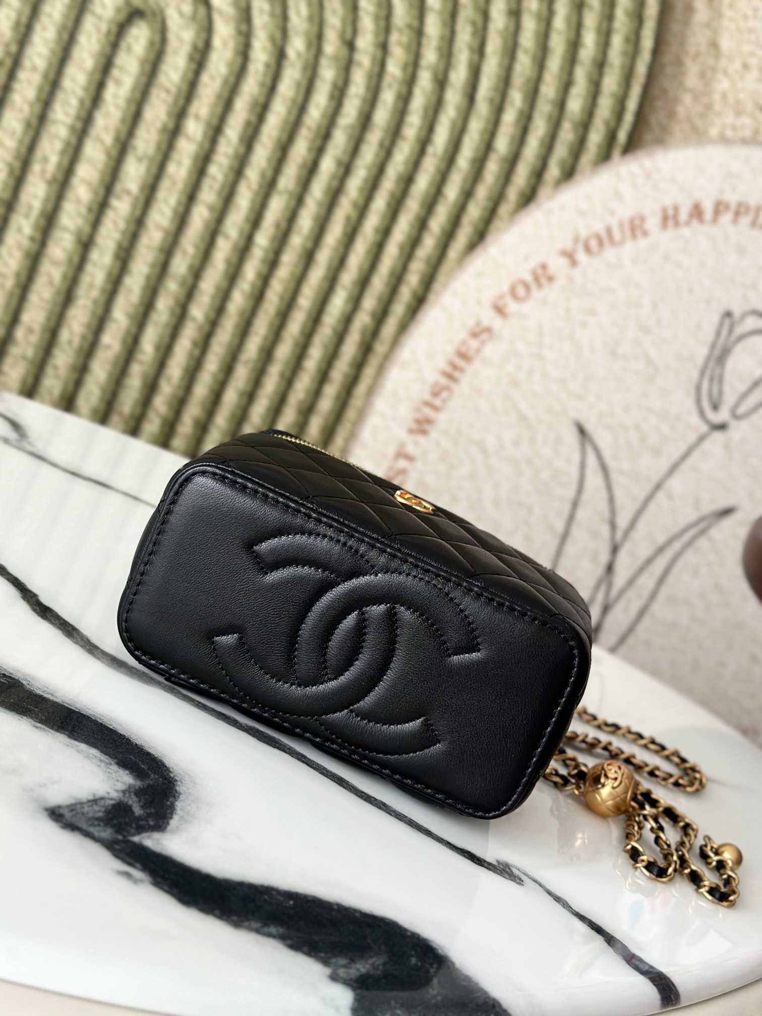 Mini Rectangular Vanity Case with Adjustable Ball Chain in Black Quilted Lambskin with Gold-Tone Hardware - Mocuir