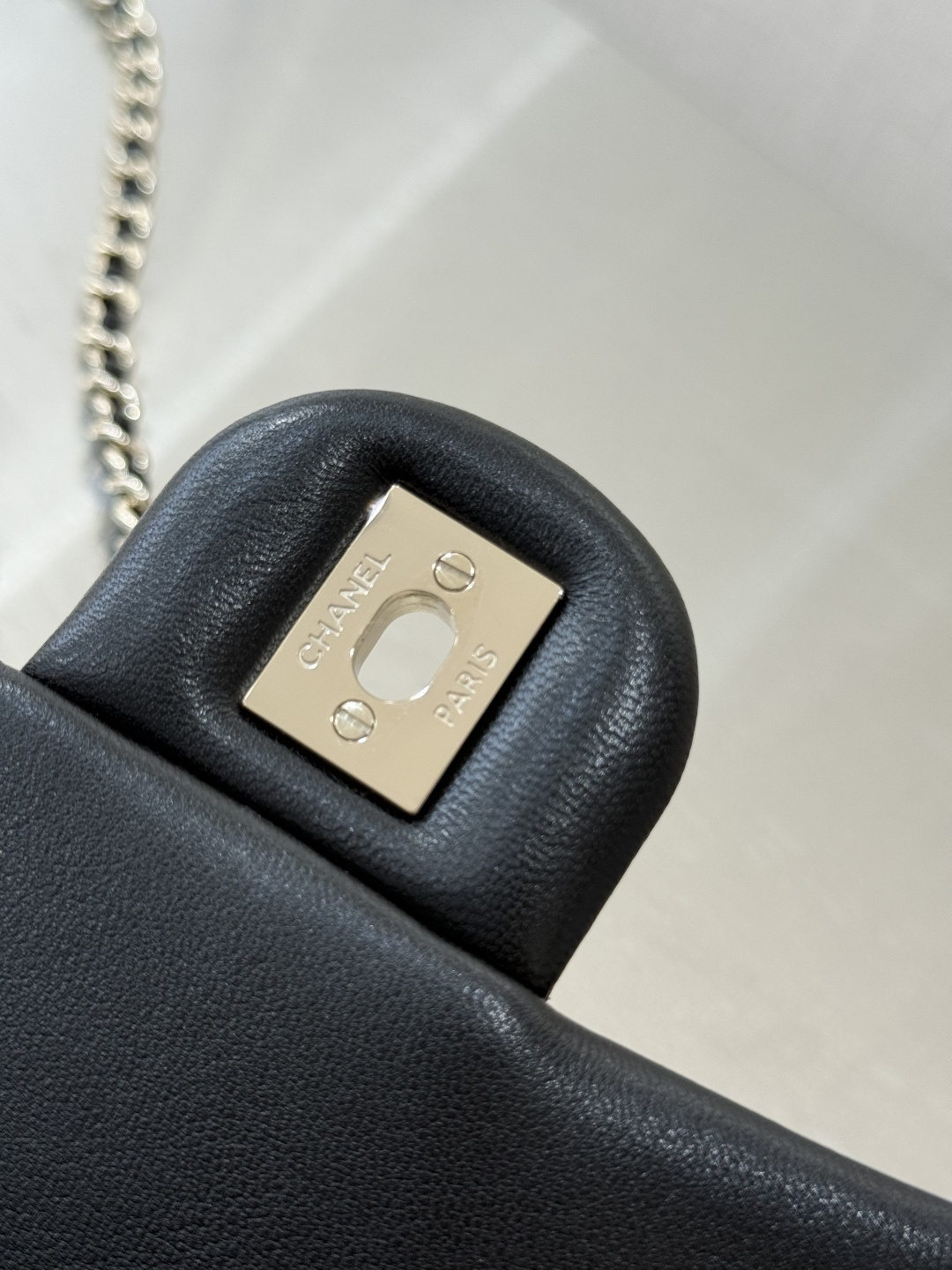 Mini Square Flap with Globe Charm - Mocuir