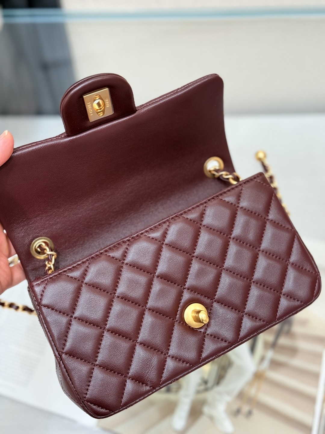 Classic Flap Large Mini (20cm) Bag (AS1787) in Burgundy Quilted Lambskin with Antique Gold-Tone Hardware & Globe Adjustable Gold Ball - Mocuir