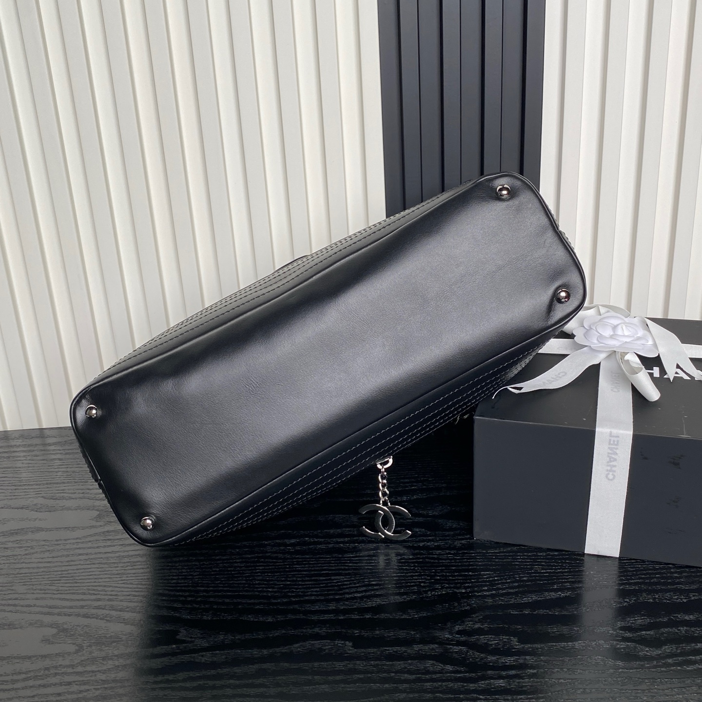 Expandable Flap Bag - Mocuir