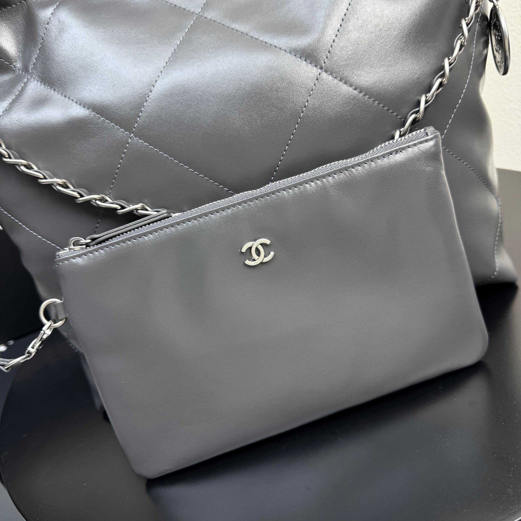22 Bag Quilted Shiny Calfskin in Dark Grey (Silver Hardware) - Mocuir