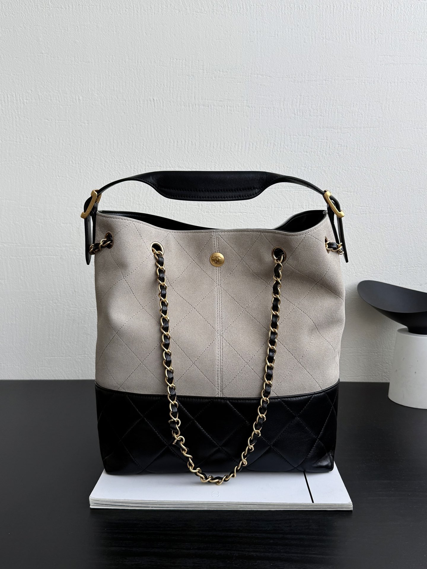 Large Hobo Bag (AS3323) in Beige Suede & Black Calfskin with Gold-Tone Hardware, 24B Fall-Winter Collection - Mocuir