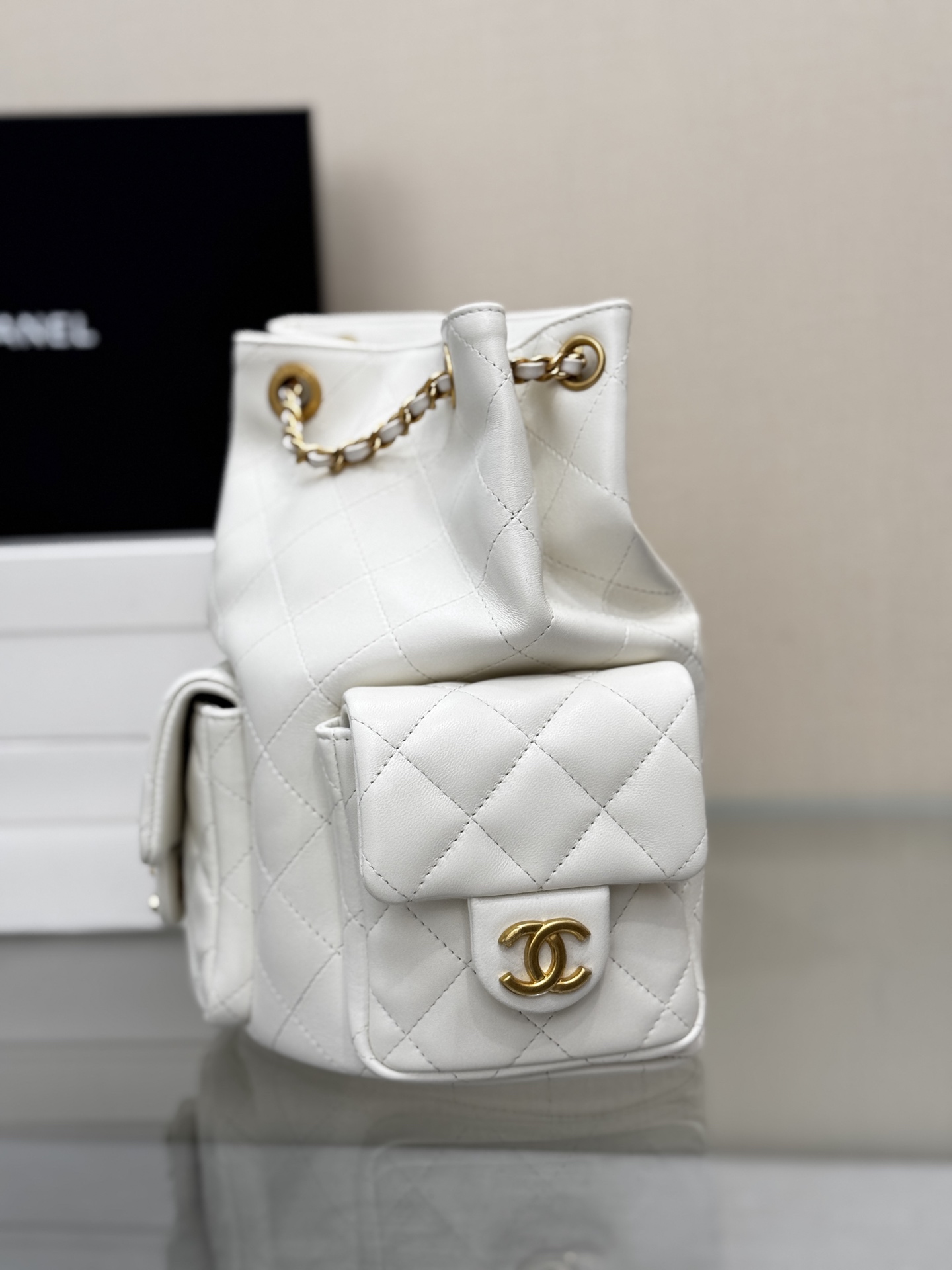 Drawstring Bucket Backpack（White） - Mocuir