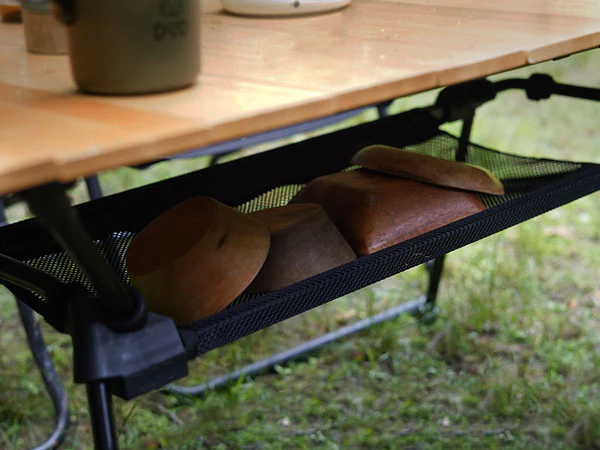 Kyanary Table