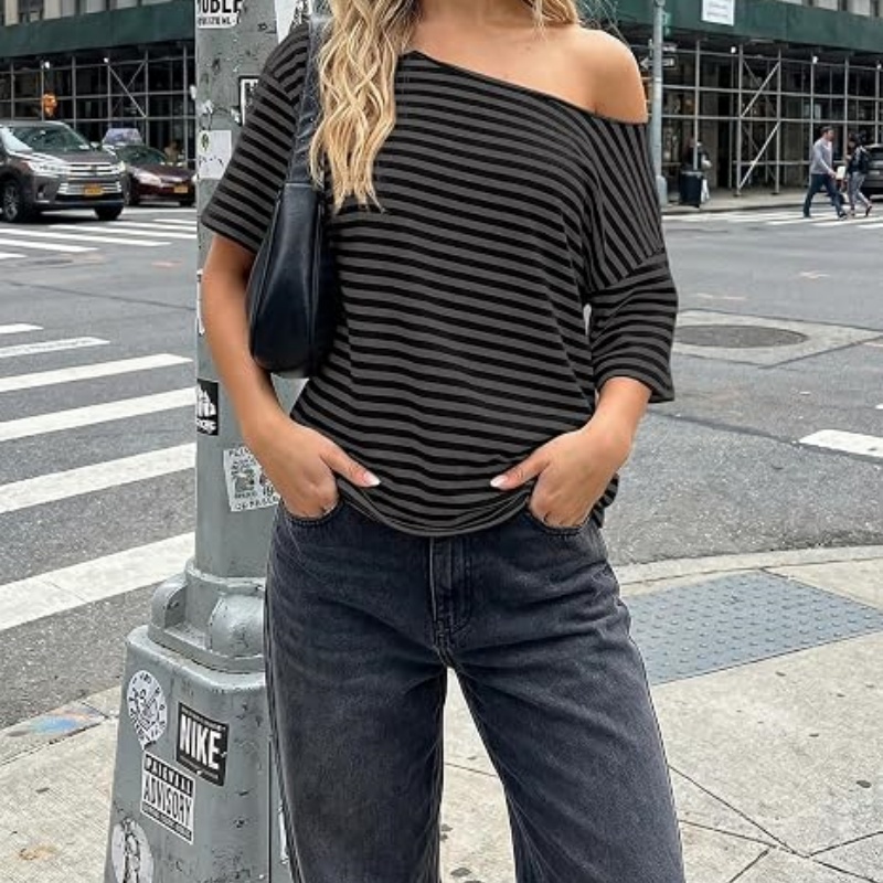 Women Oversized Off Shoulder Striped Tee Tops Y2K Aesthetic Clean Fit Short Sleeve Tshirt Pullover Preppy Going Out