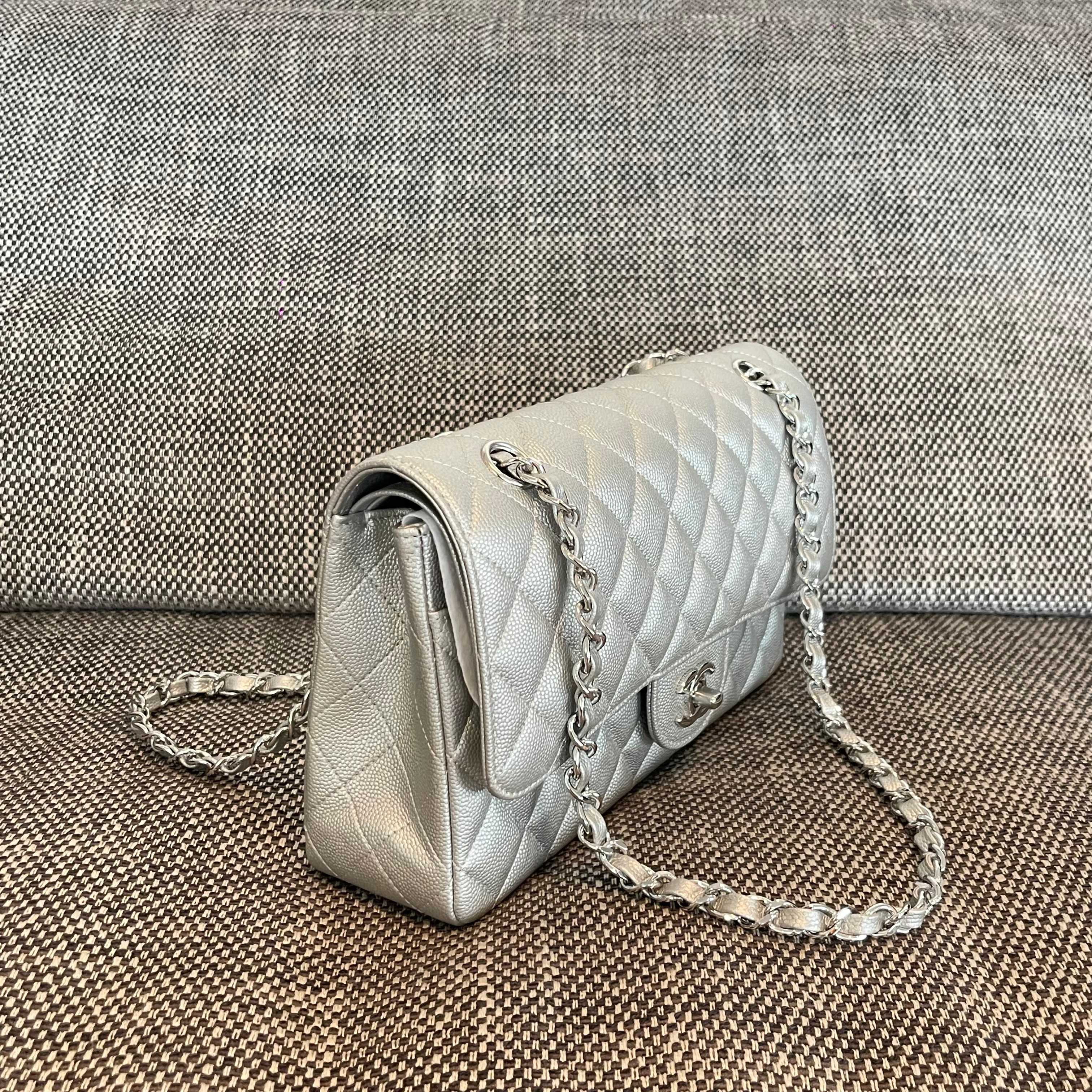 Classic Flap Bag（Caviar Leather） - Mocuir