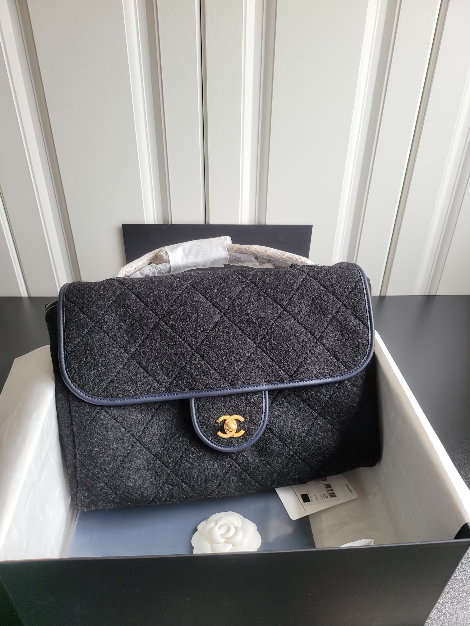 Classic Flap Maxi - Mocuir