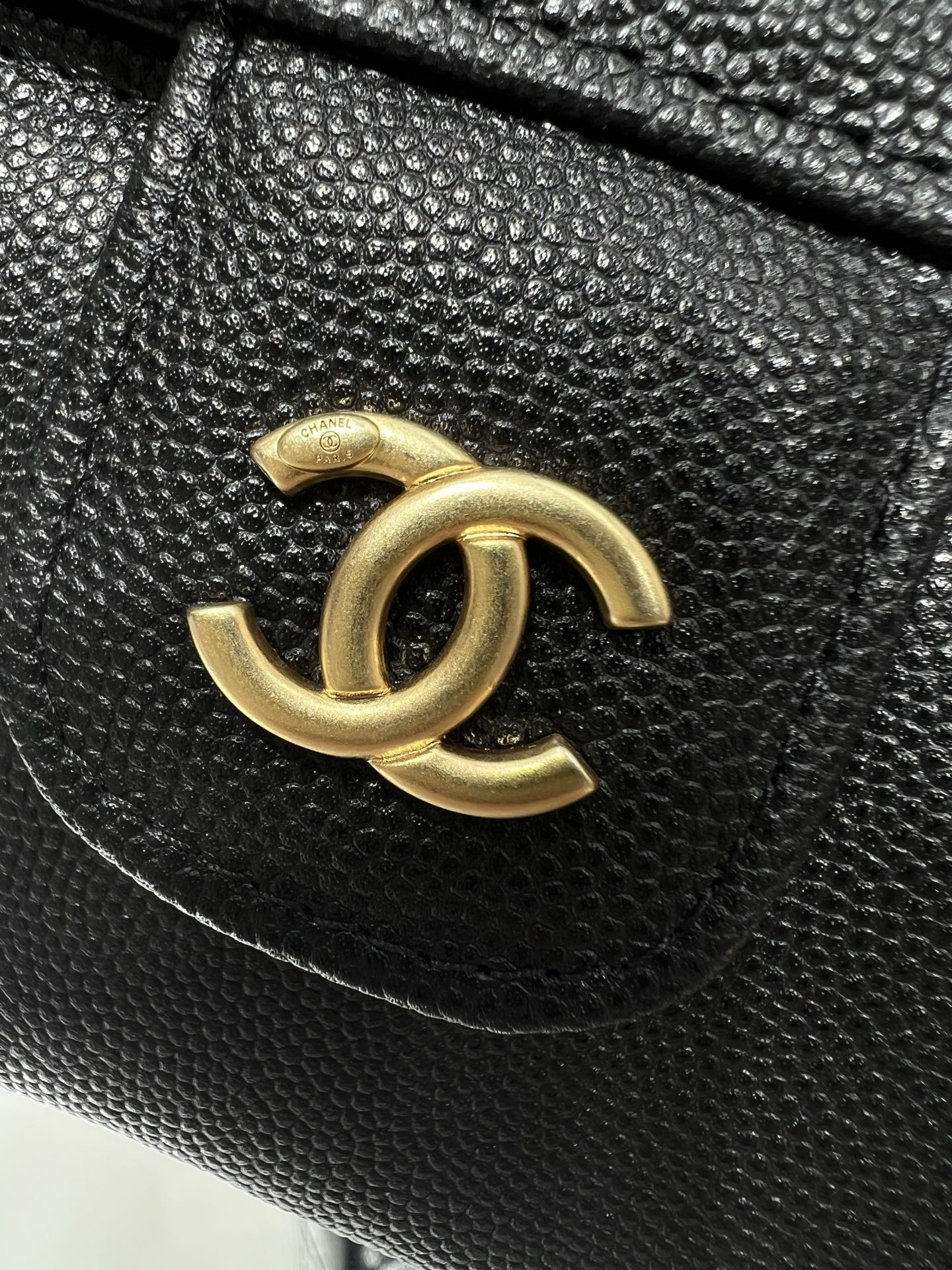 26P Preppy Coco Black Quilted Caviar Leather Long Vanity Handbag with Gold-Tone Hardware - Mocuir