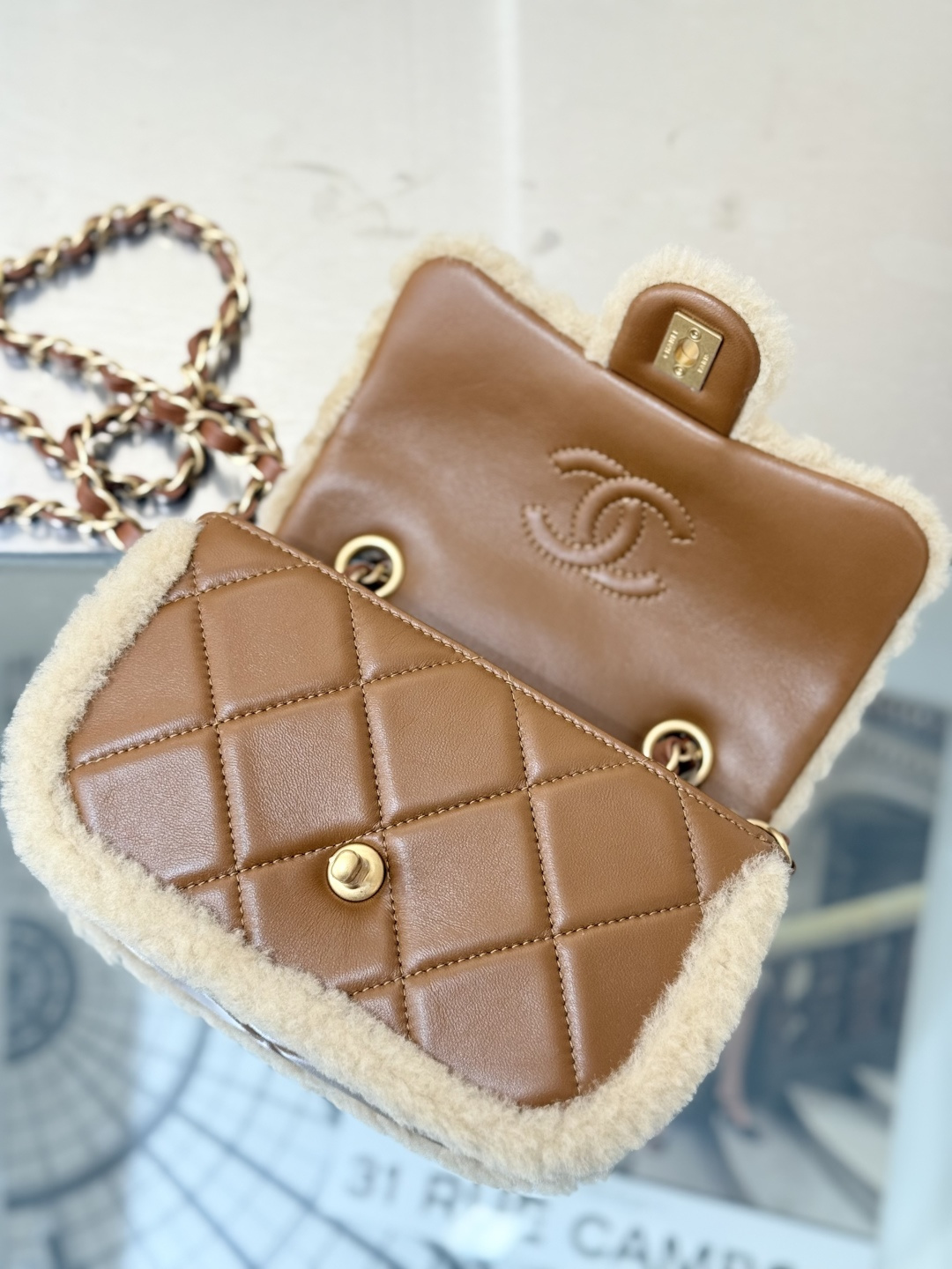 24K Fall-Winter Teddy Shearling & Lambskin Classic Flap Bag with Gold Hardware (Model AS5148  AS5149) - Mocuir