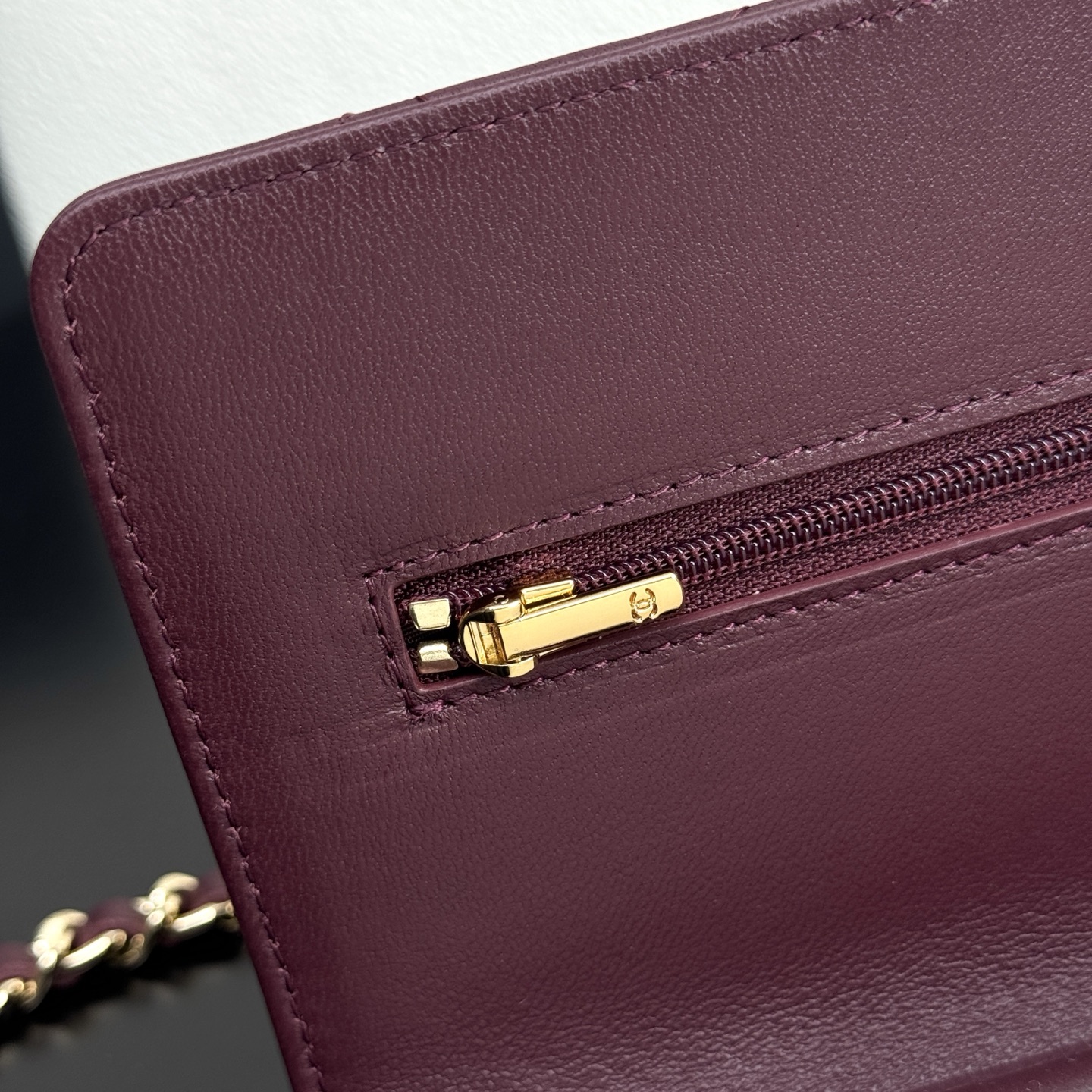 Classic Wallet on Chain（Plum） - Mocuir