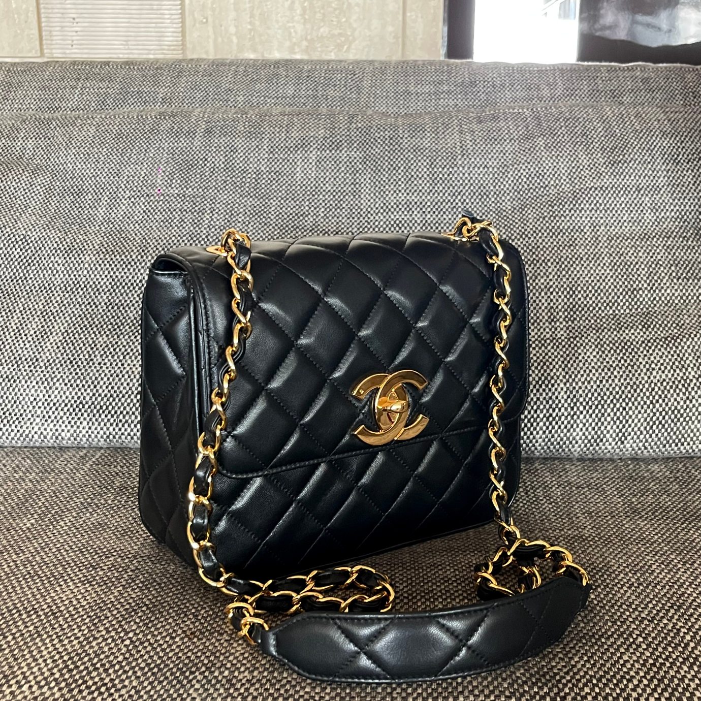 Vintage Large CC Camera Bag  Square Bag - Mocuir