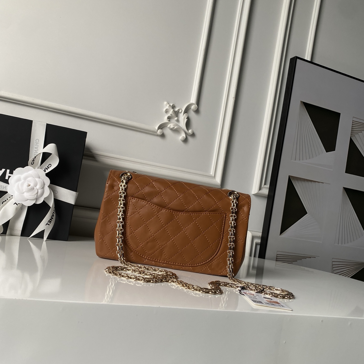 2.55 Reissue Caramel Quilted Calfskin Flap Handbag with Light Gold-Tone Hardware - Mocuir