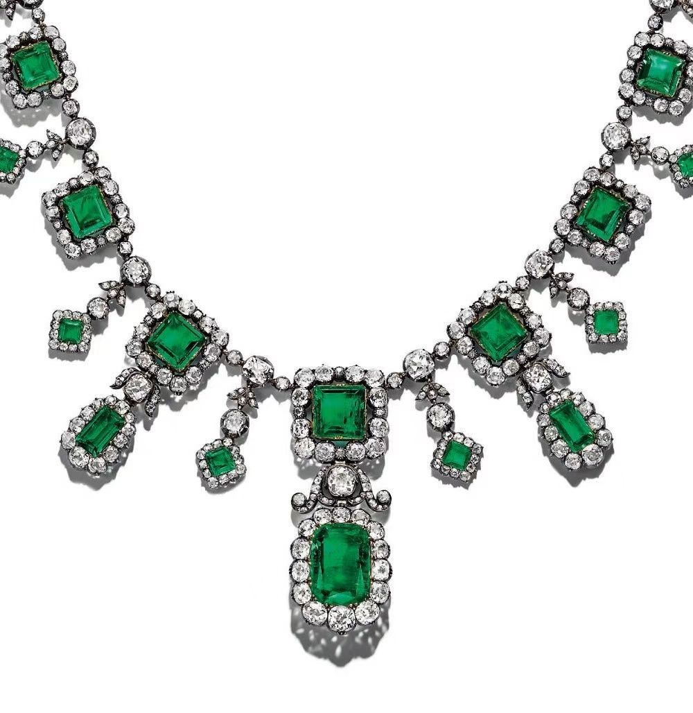 Emerald Diamond Tassel Necklace