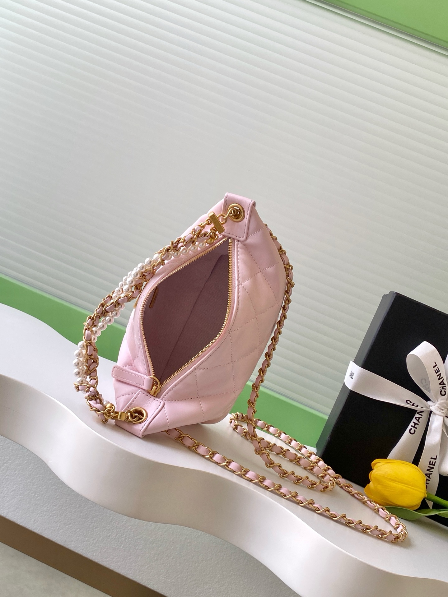 Quilted Lambskin Hobo Bag with Pearl Chain in Light Pink (Gold Hardware) - Mocuir