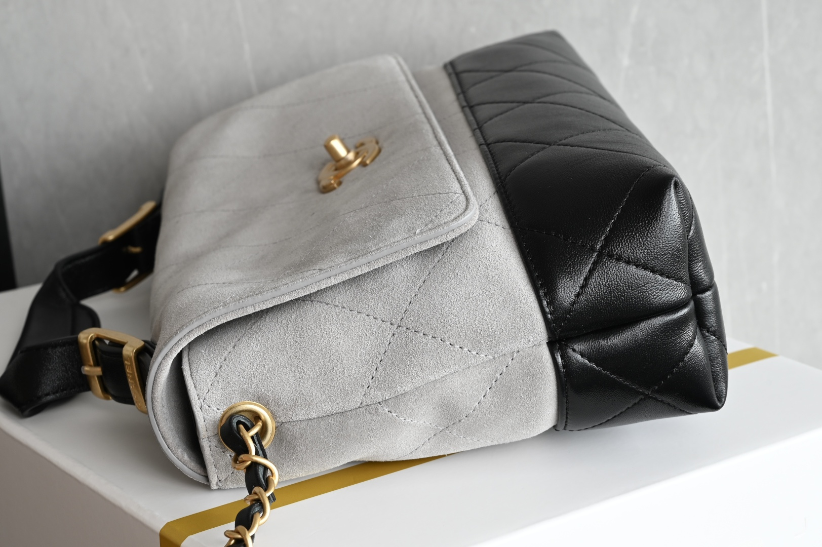 Large Flap Bag With Top Handle in Grey & Black Quilted Suede Lambskin and Shiny Lambskin with Gold-Tone Metal (Model AS5637) - Mocuir