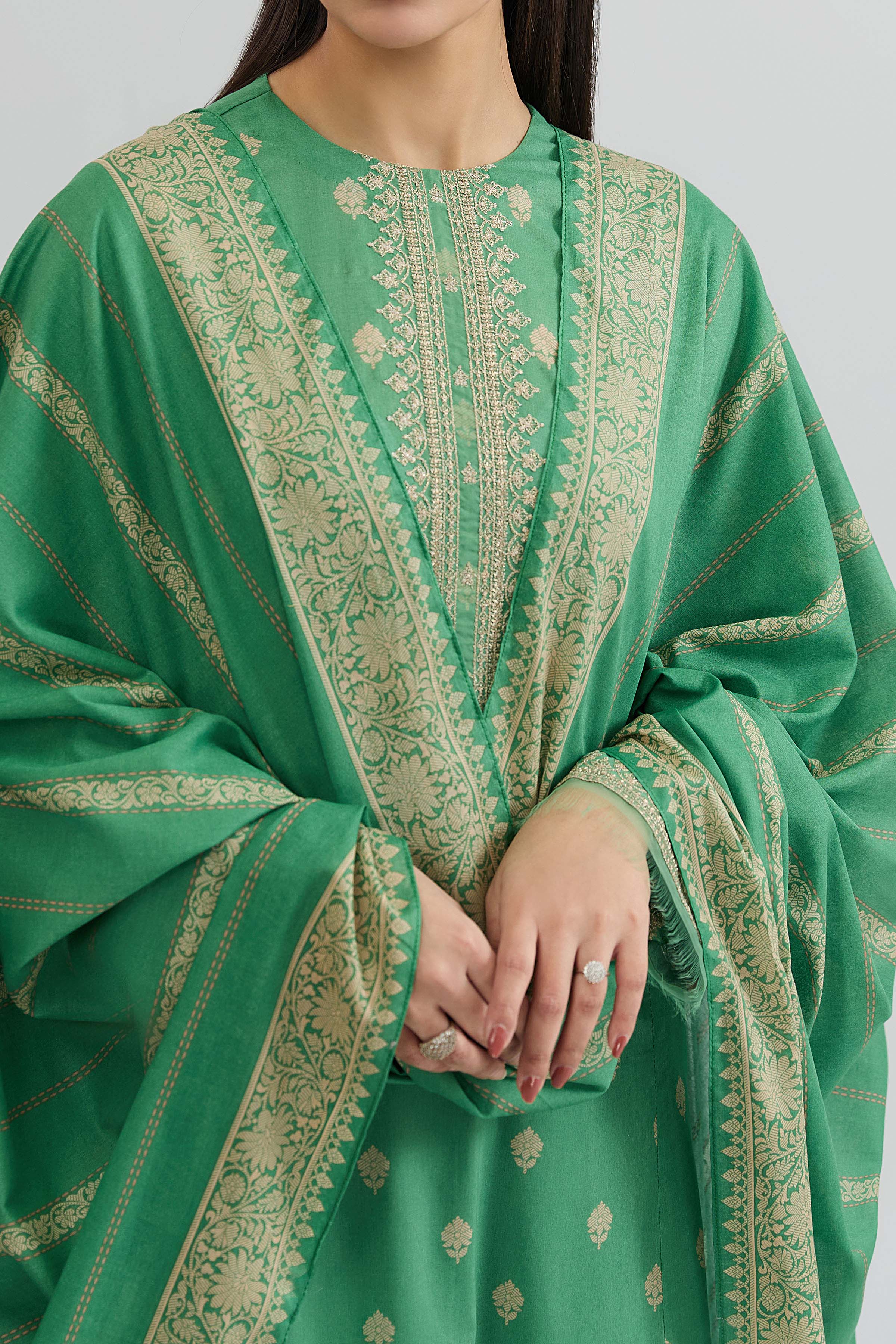 LAWN | EMBROIDERED