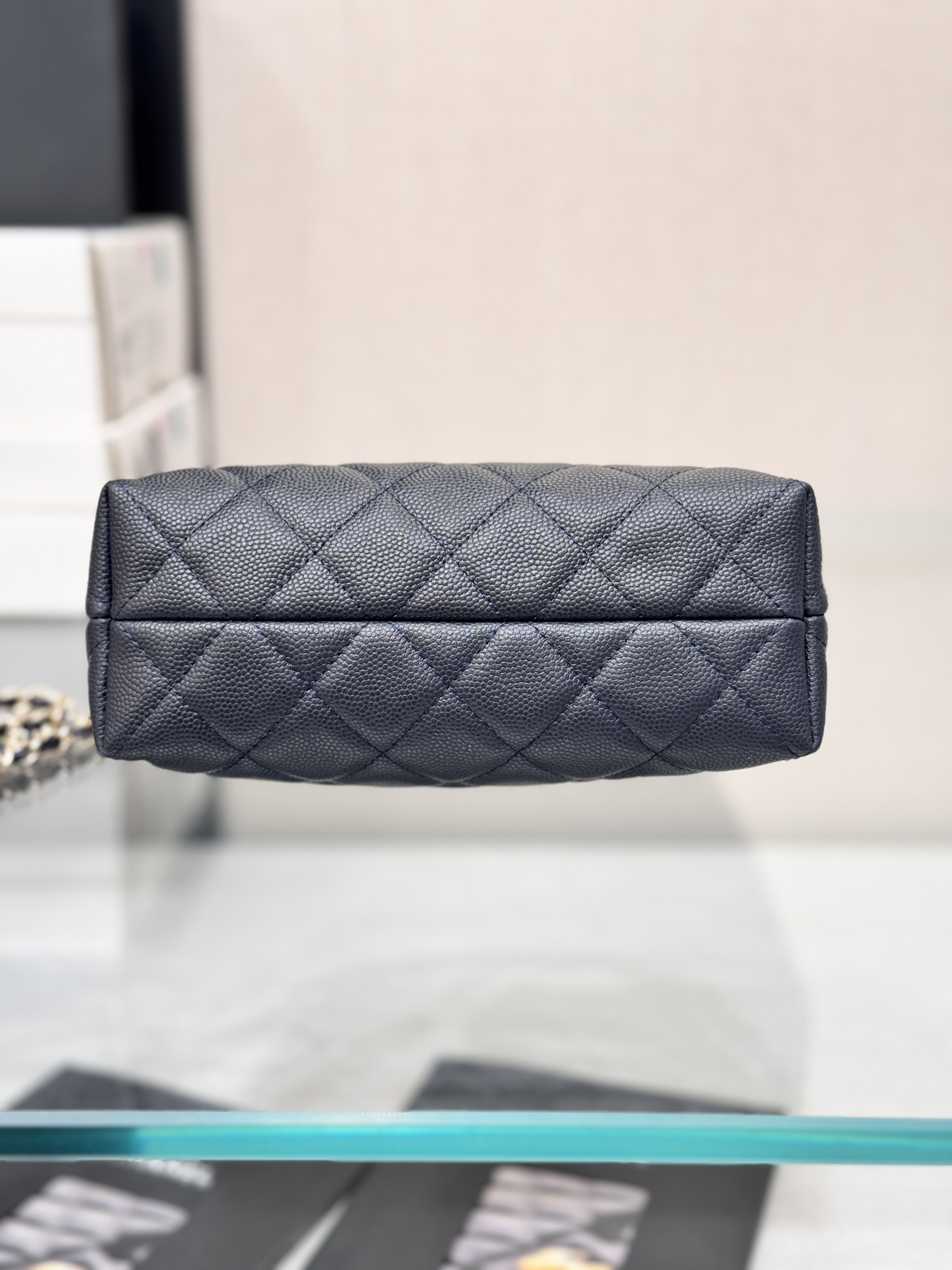 Metal Handle Bucket Bag（Royal Blue） - Mocuir