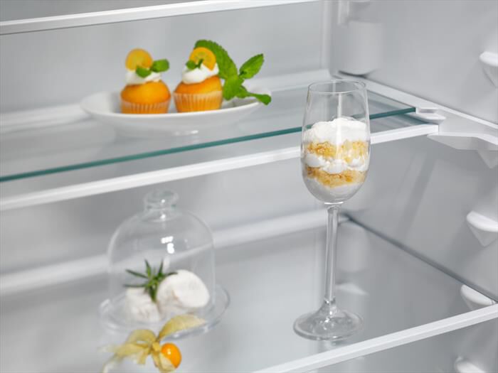 ELECTROLUX - Frigorifero combinato ENG7TE75S Classe E 376 lt