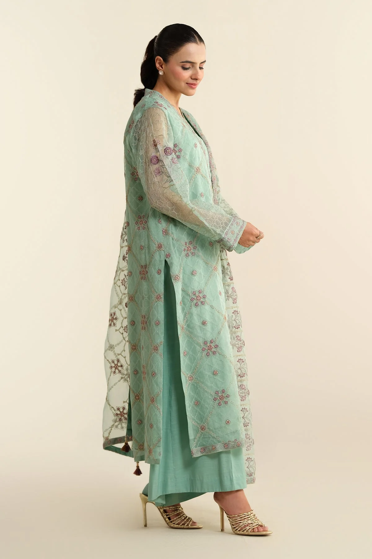 ORGANZA | EMBROIDERED