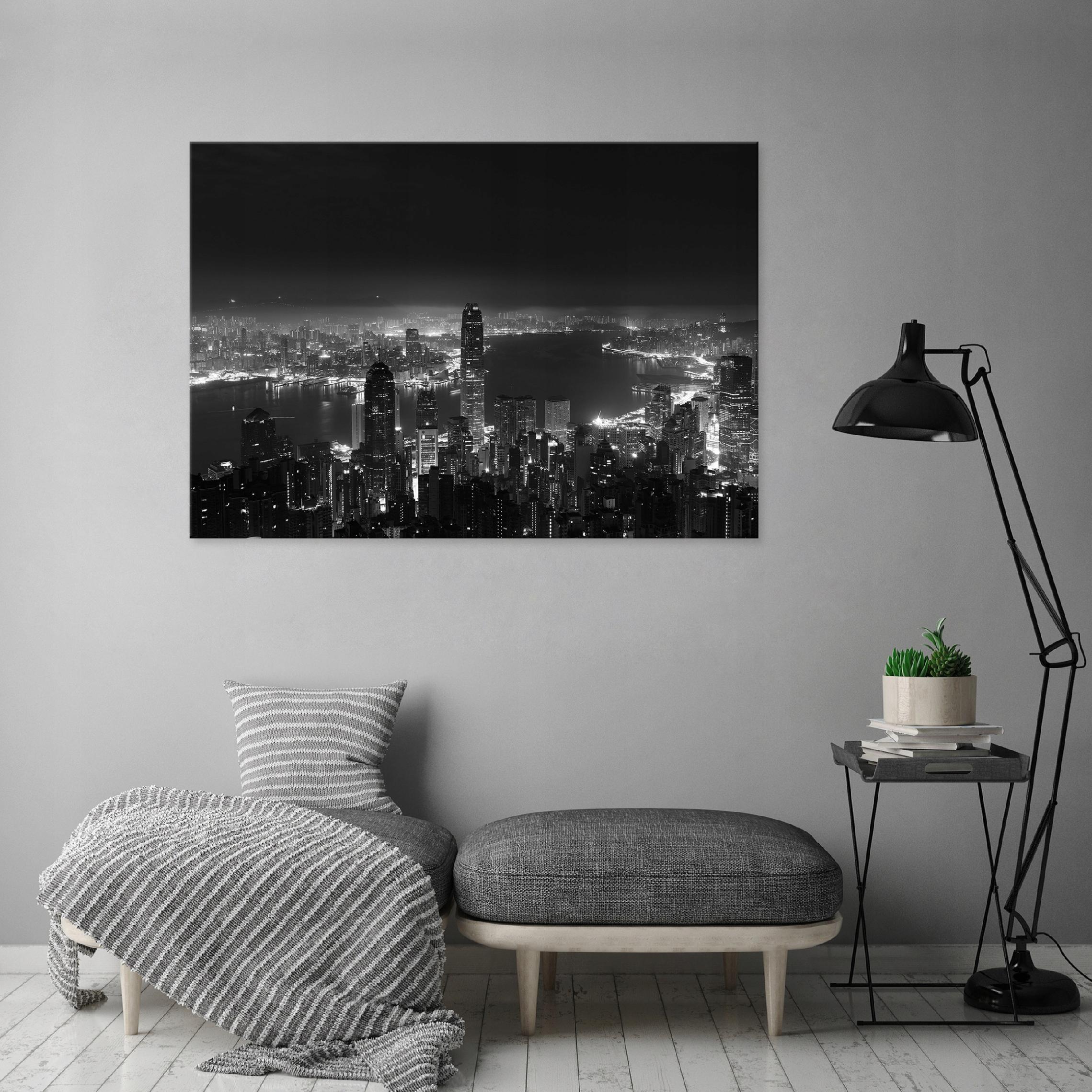 Large canvas painting of a city at night, 60x40