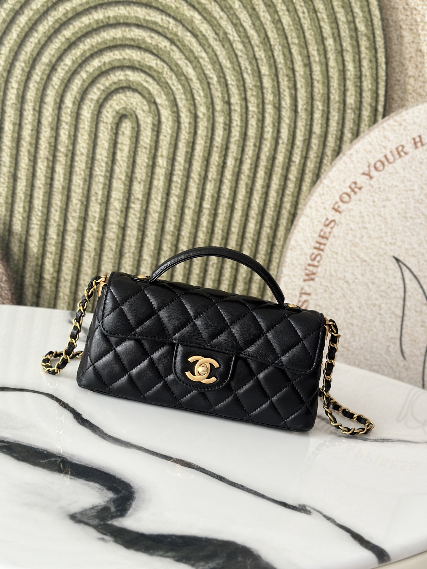 25C/26C Small Classic Flap with Top Handle - Mocuir