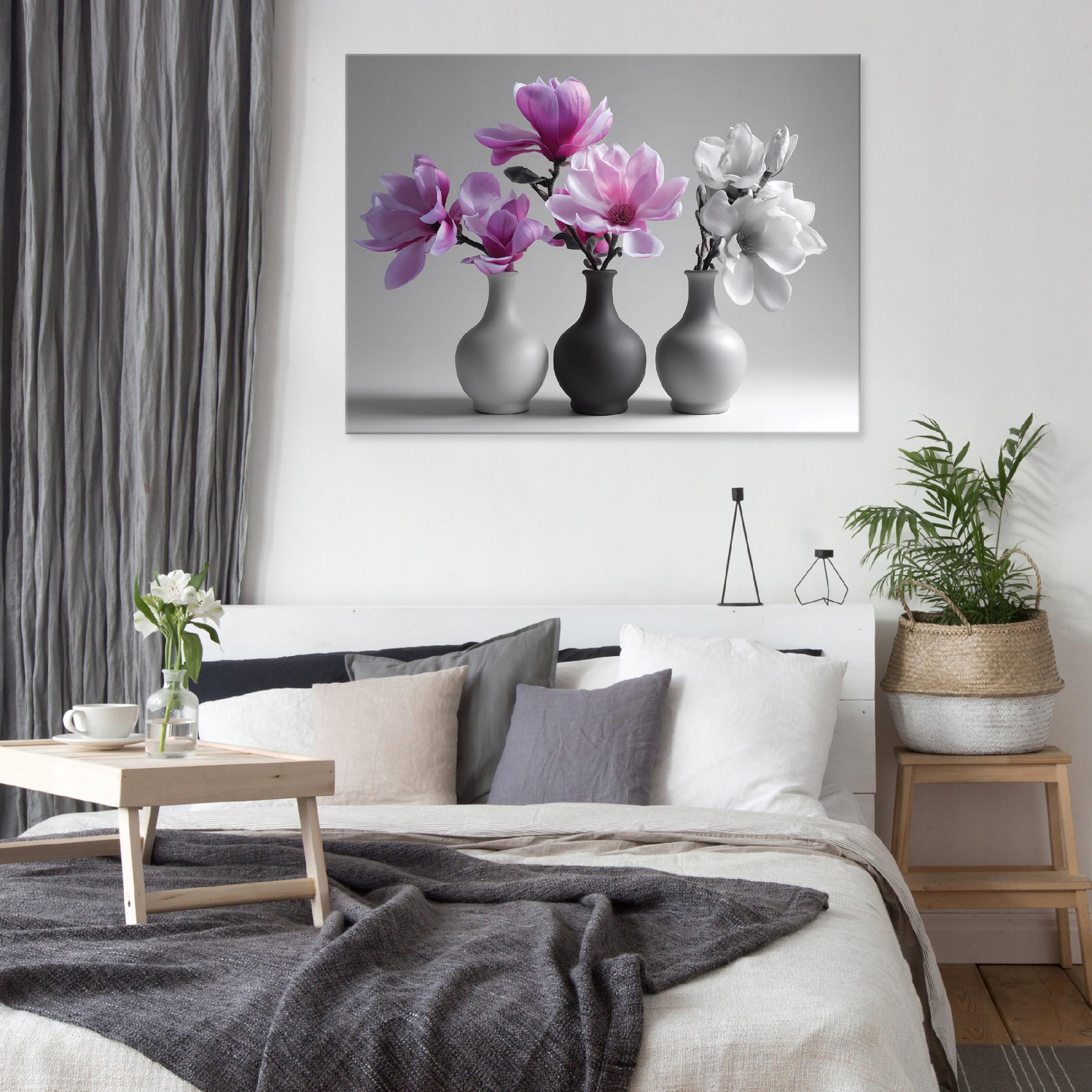 Painting of flowers in a gray-pink vase for the bedroom or living room on canvas, 40x30