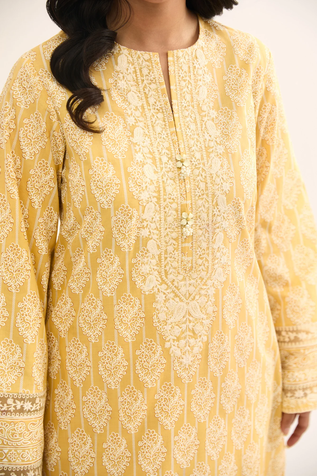 LAWN | EMBROIDERED