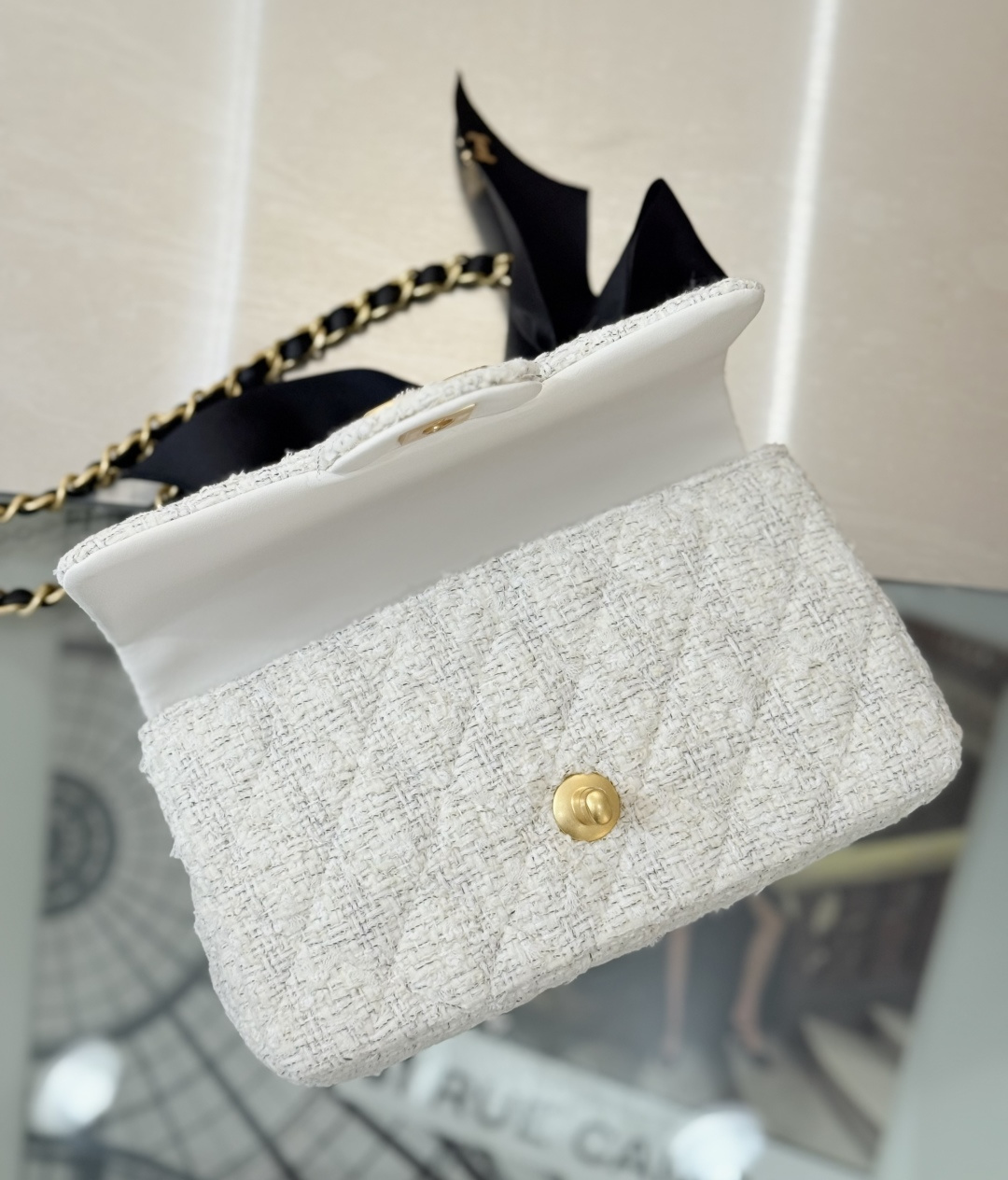 25K Fall-Winter Tweed Mini Flap Bag with Top Handle & Black Velvet Bow (Model AS5220) - Mocuir