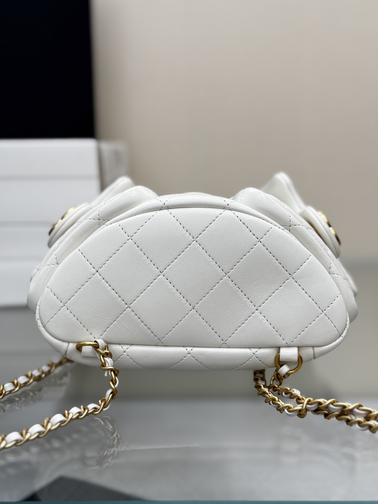 Drawstring Bucket Backpack（White） - Mocuir