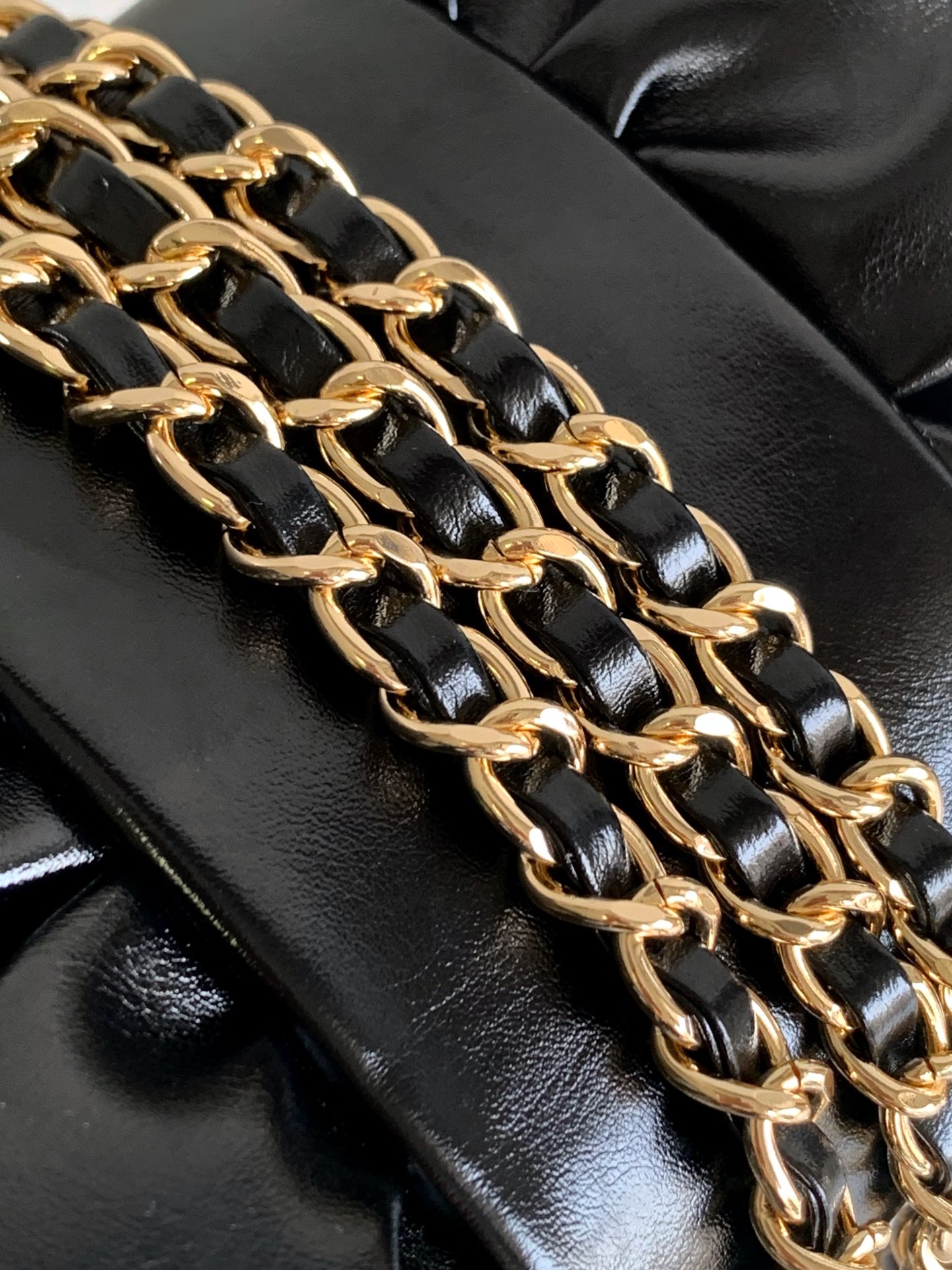 24C Bow Bag Clutch with Chain in Black Quilted Lambskin with Light Gold-Tone Hardware - Mocuir