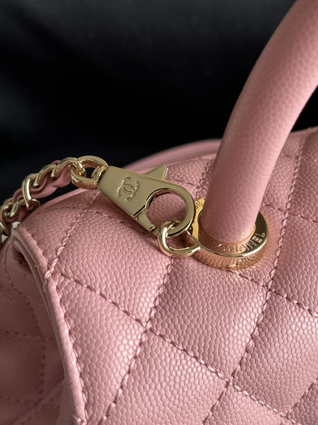 Small Coco Handle Flap Bag in Pink Quilted Caviar Leather with Light Gold-Tone Hardware - Mocuir
