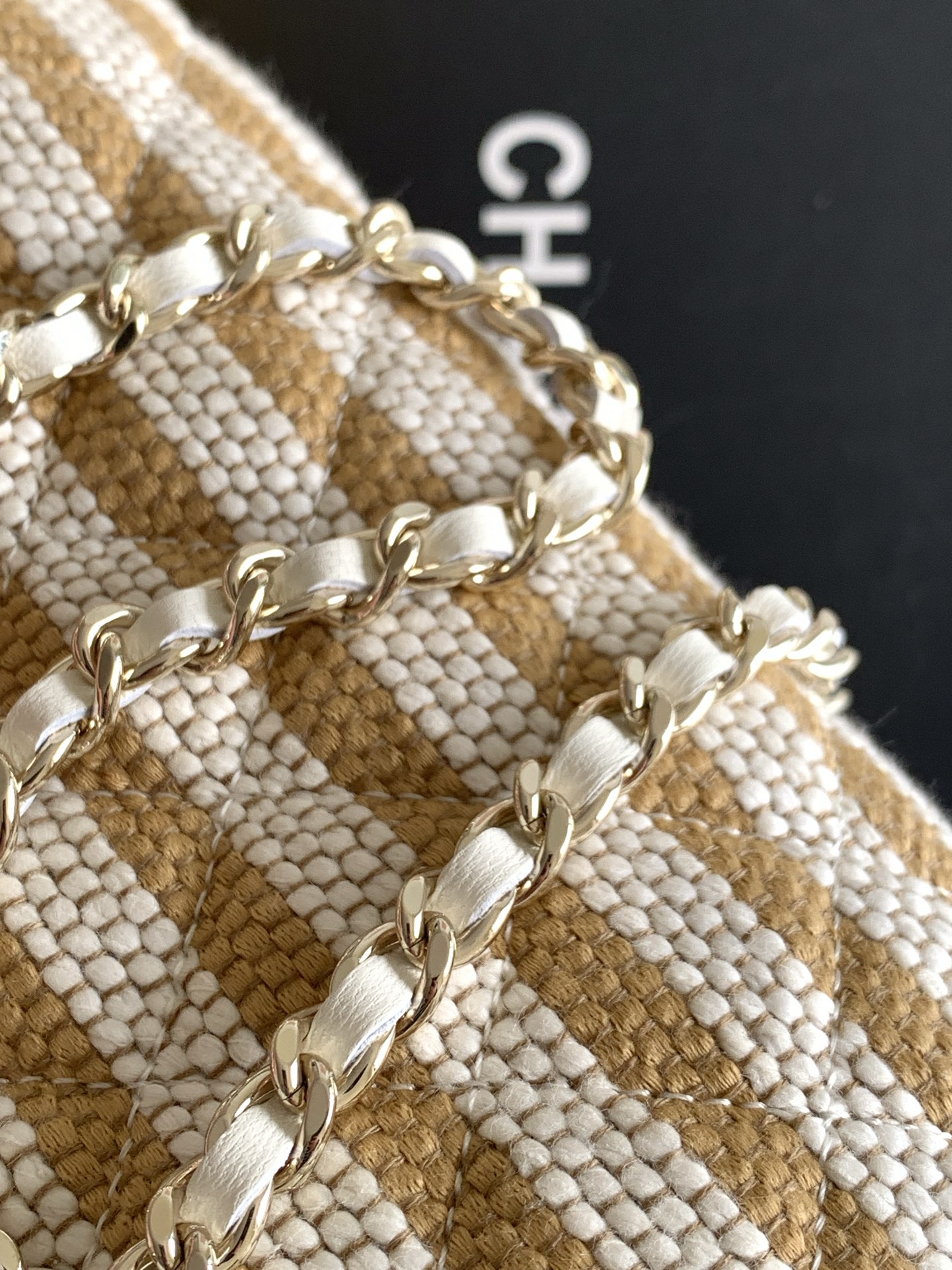 Deauville Striped Quilted Canvas Camera Bag / Vanity Case in Caramel with Light Gold-Tone Hardware - Mocuir