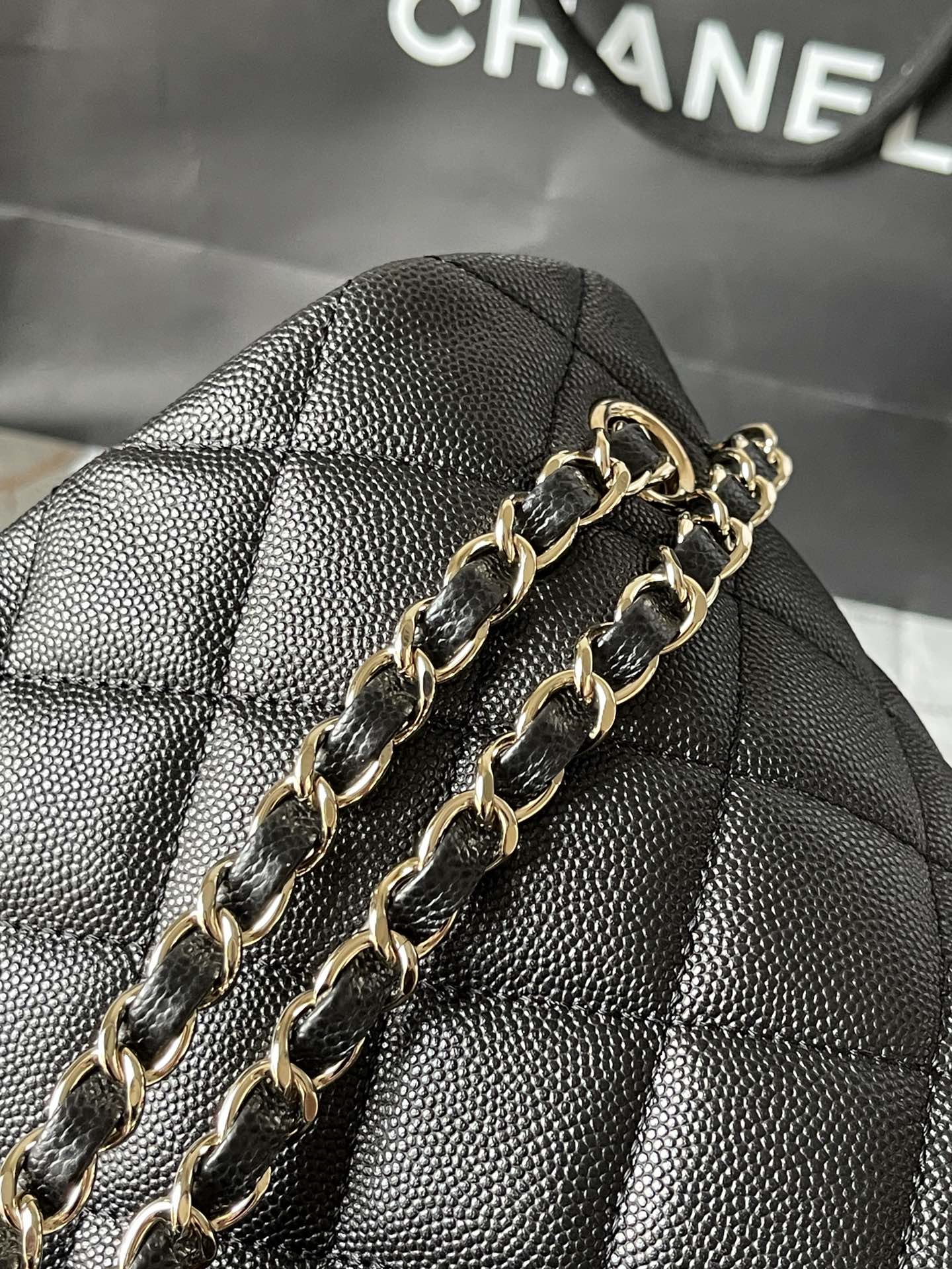 Classic Maxi Single Flap Bag in Black Quilted Caviar Calfskin with Light Gold-Tone Hardware - Mocuir