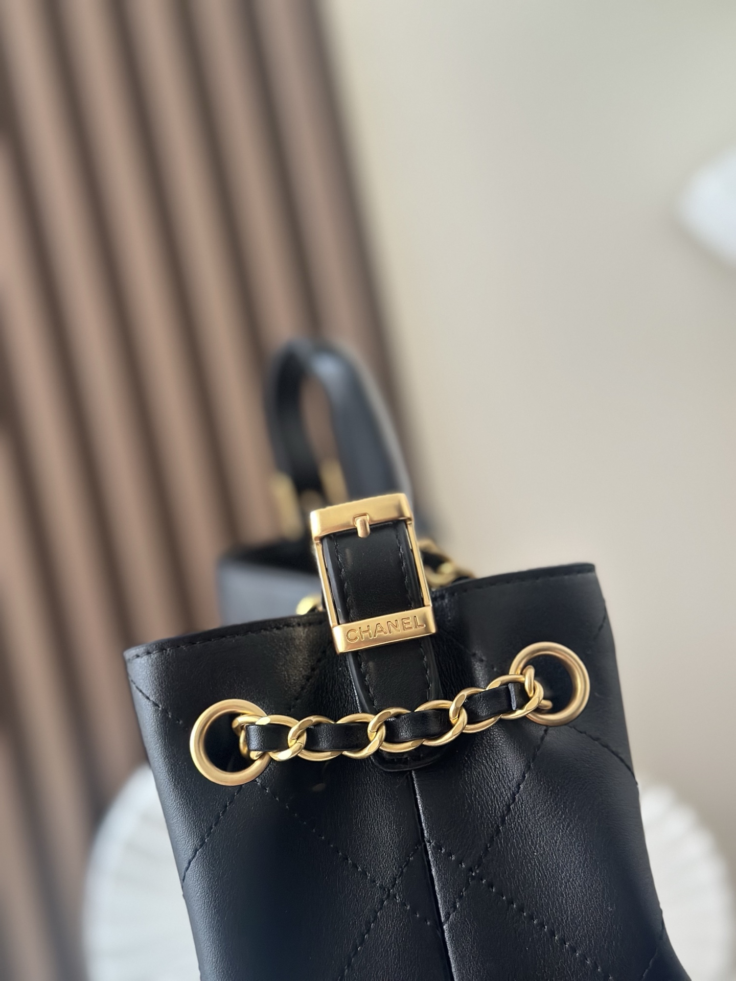 Black Calfskin Quilted 25A Hobo Bucket Bag with Gold Hardware - Mocuir